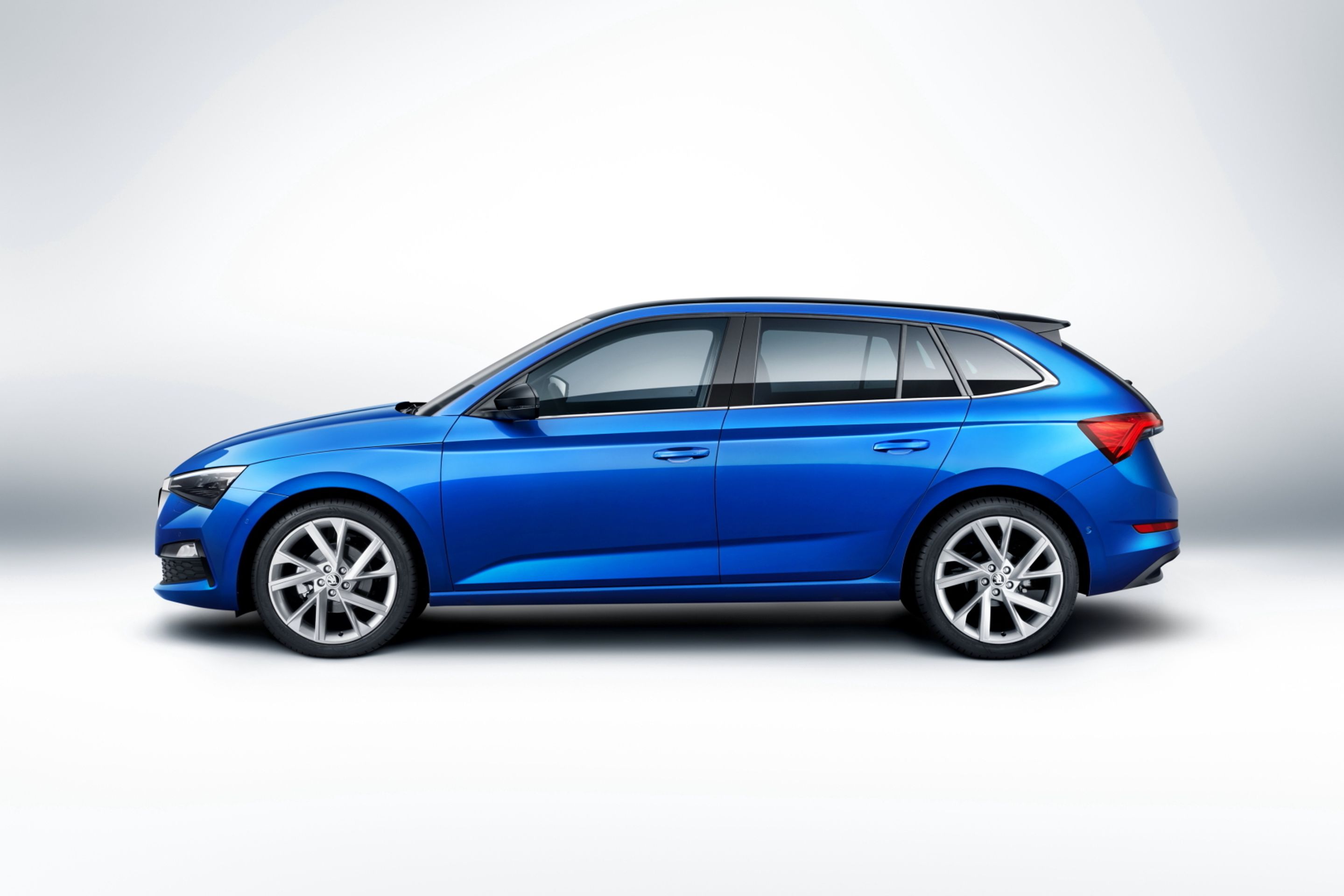 Nová Škoda Scala - 9 - Fotogalerie: Nová Škoda Scala (7/32)