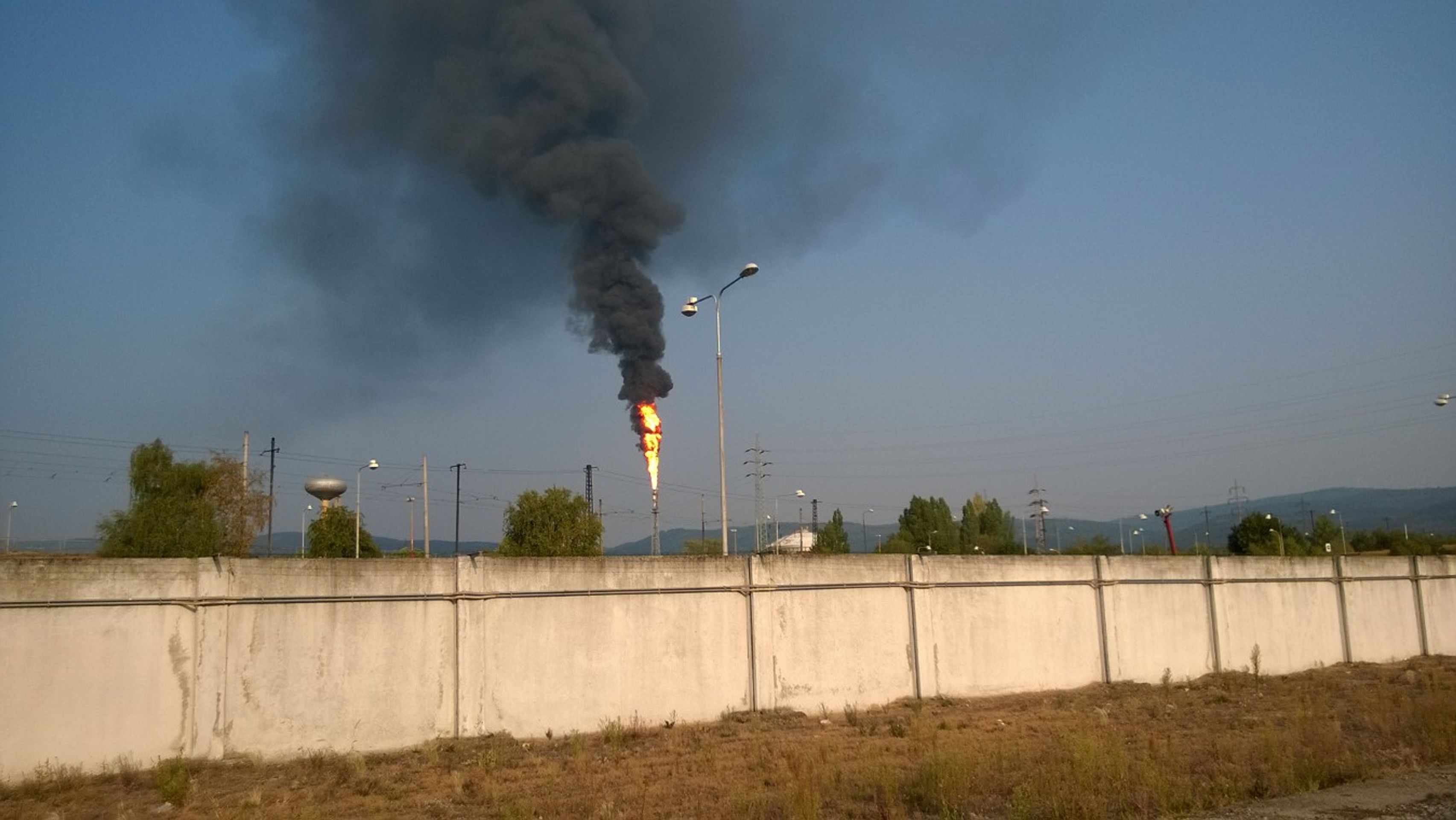 Požár chemičky v Litvínově - 2 - GALERIE: Požár litvínovské chemičky (5/23)
