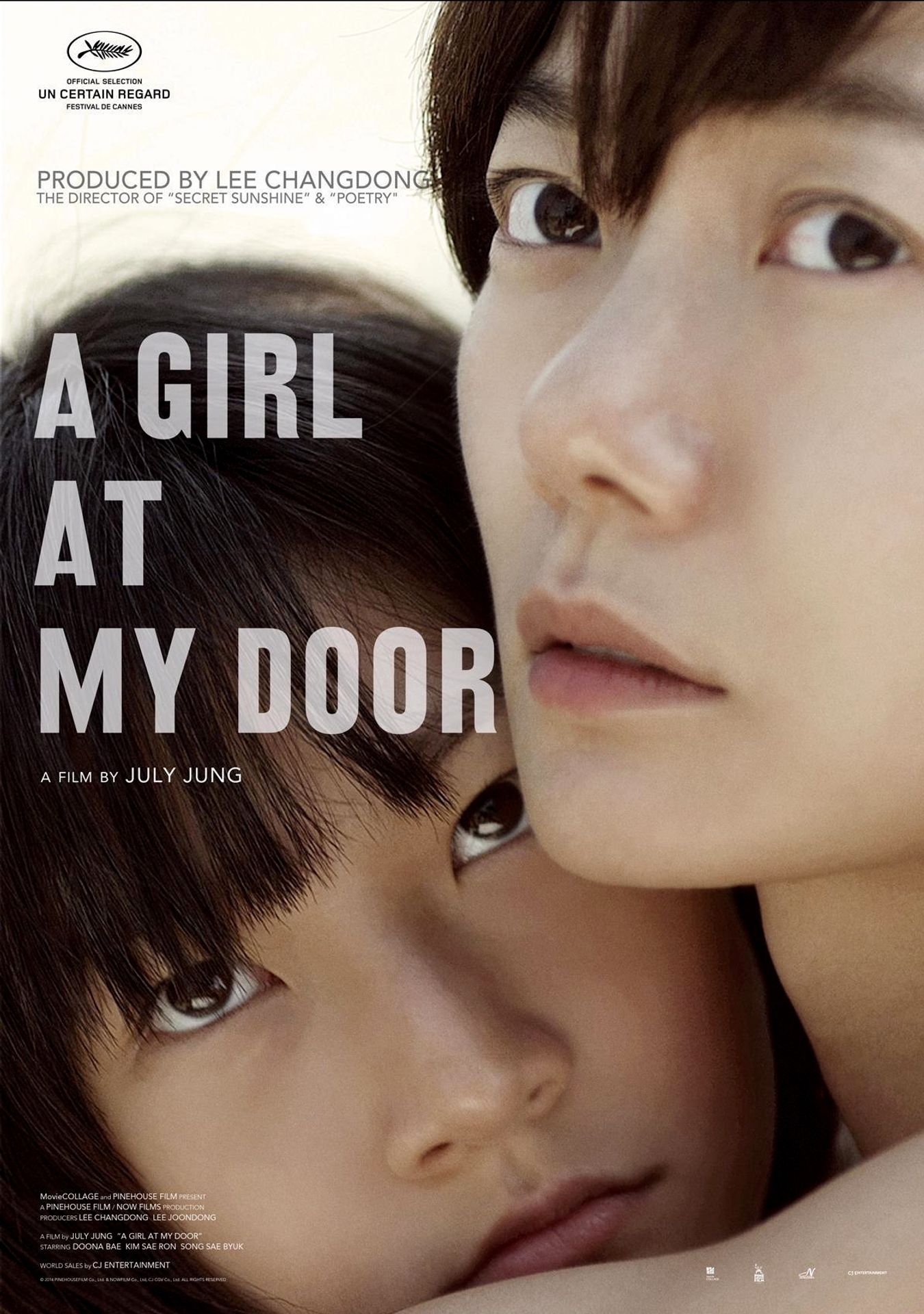 Kim Sae-ron a Doona Bae na plakátu filmu Dívka u mých dveří, 2014 - Kim Sae-ron (3/6)