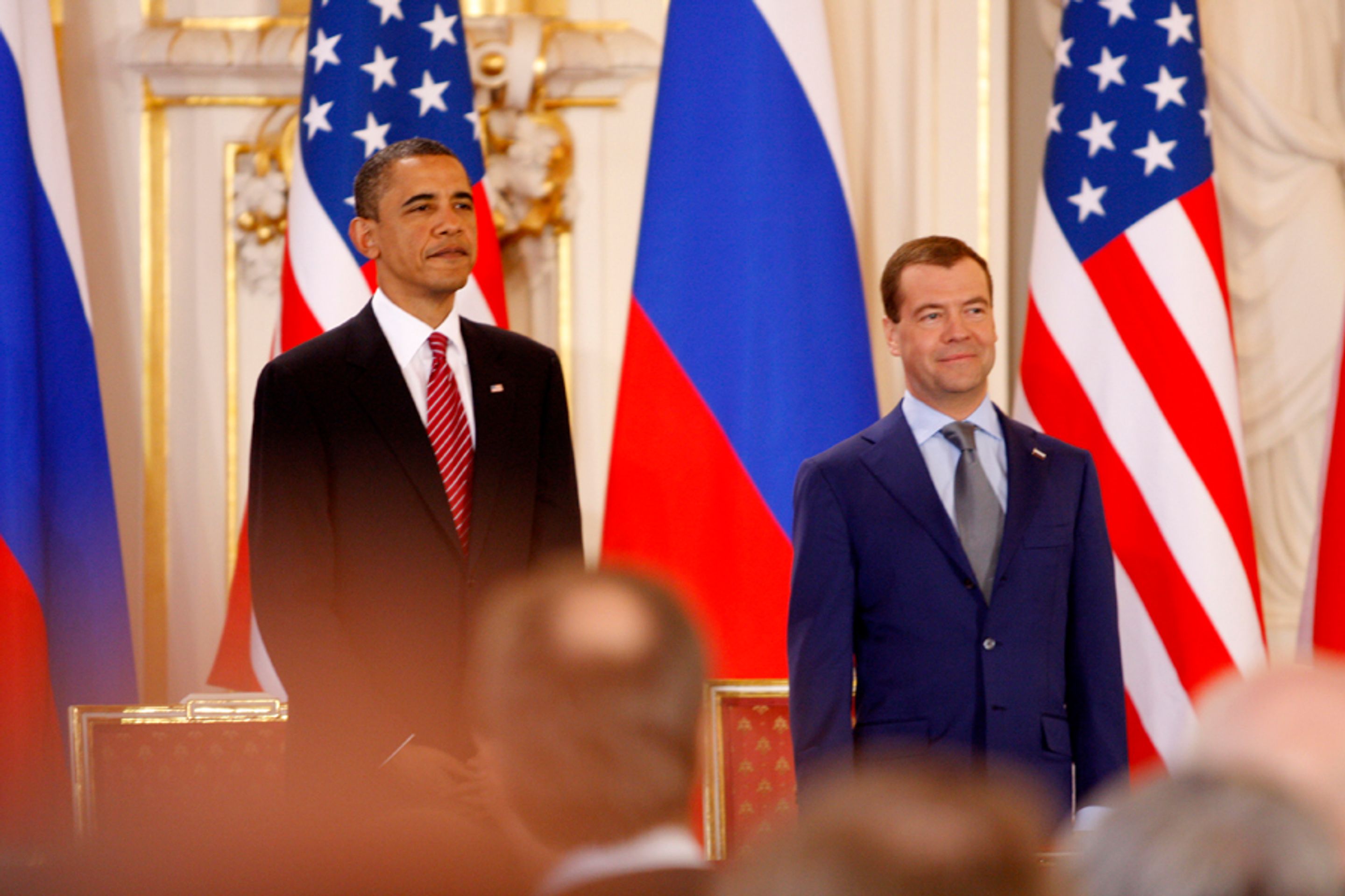 Obama a Medveděv-4 - GALERIE: Obama a Medveděv podepisují smlouvu o odzbrojení (9/26)