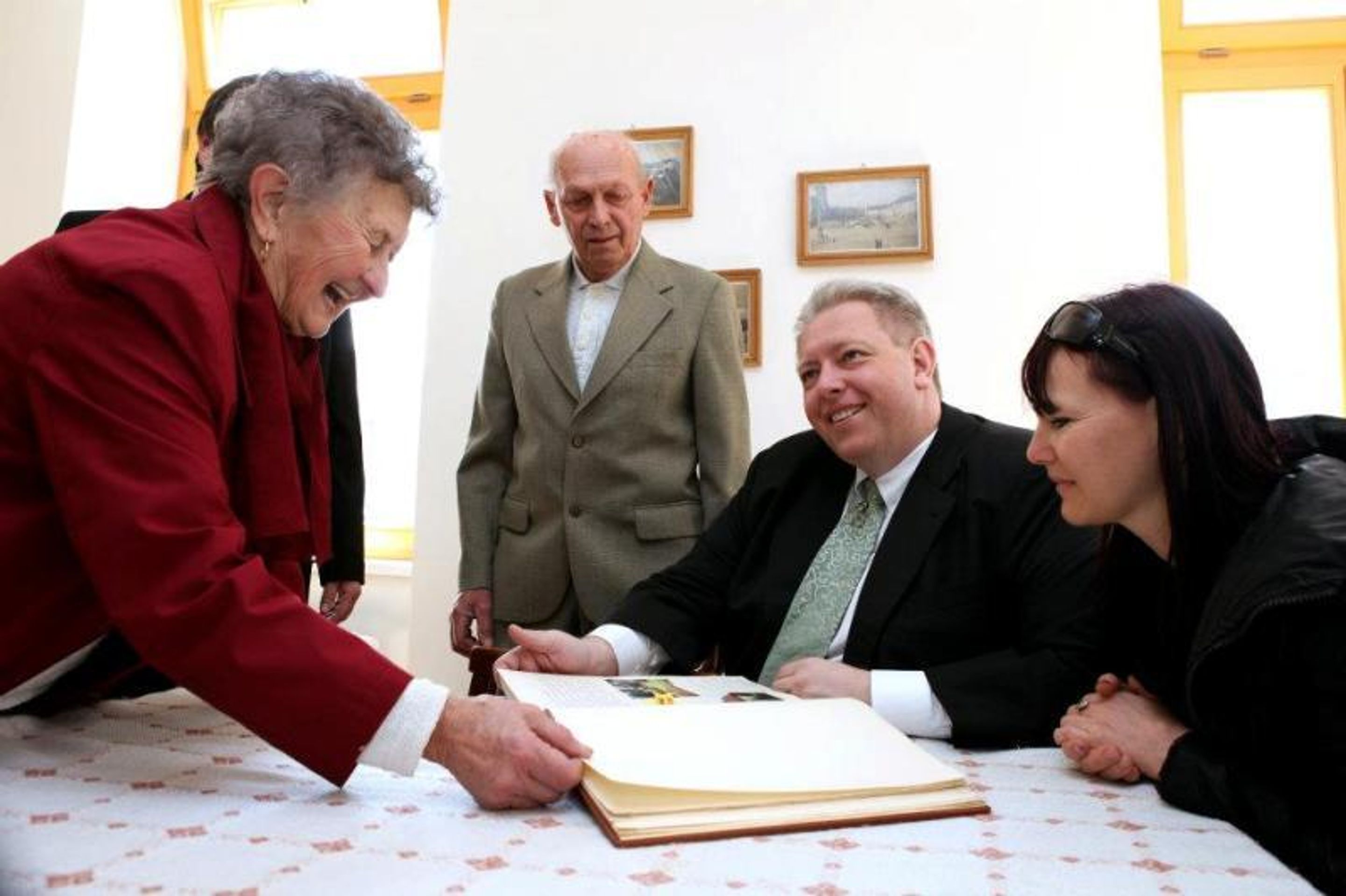 Milan Chovanec s manželkou Jaroslavou - 3 - GALERIE: Milan Chovanec s manželkou Jaroslavou (9/11)