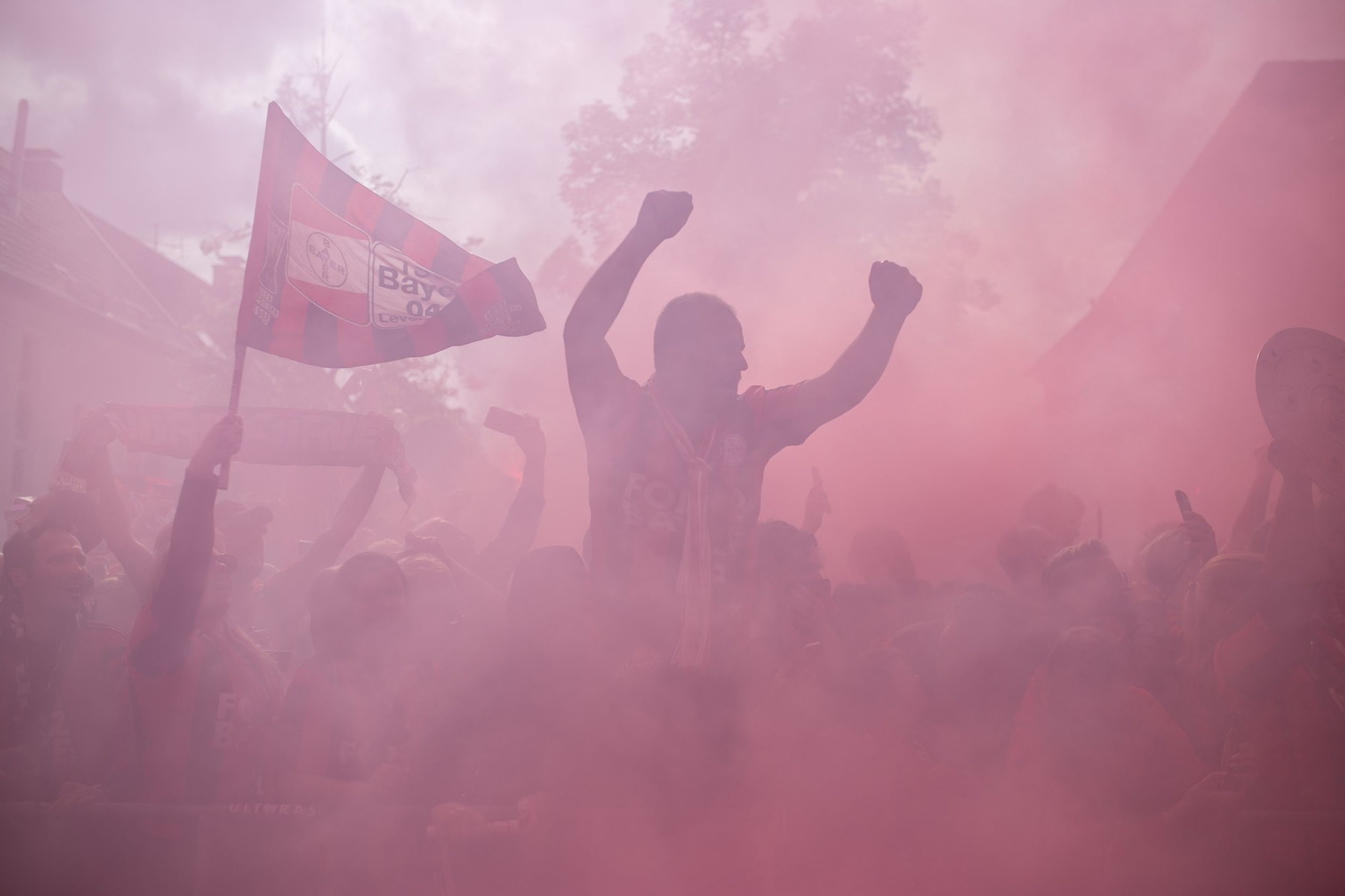 Fanoušci Leverkusenu - Oslavy fanoušků a hráčů Bayeru Leverkusen (6/10)