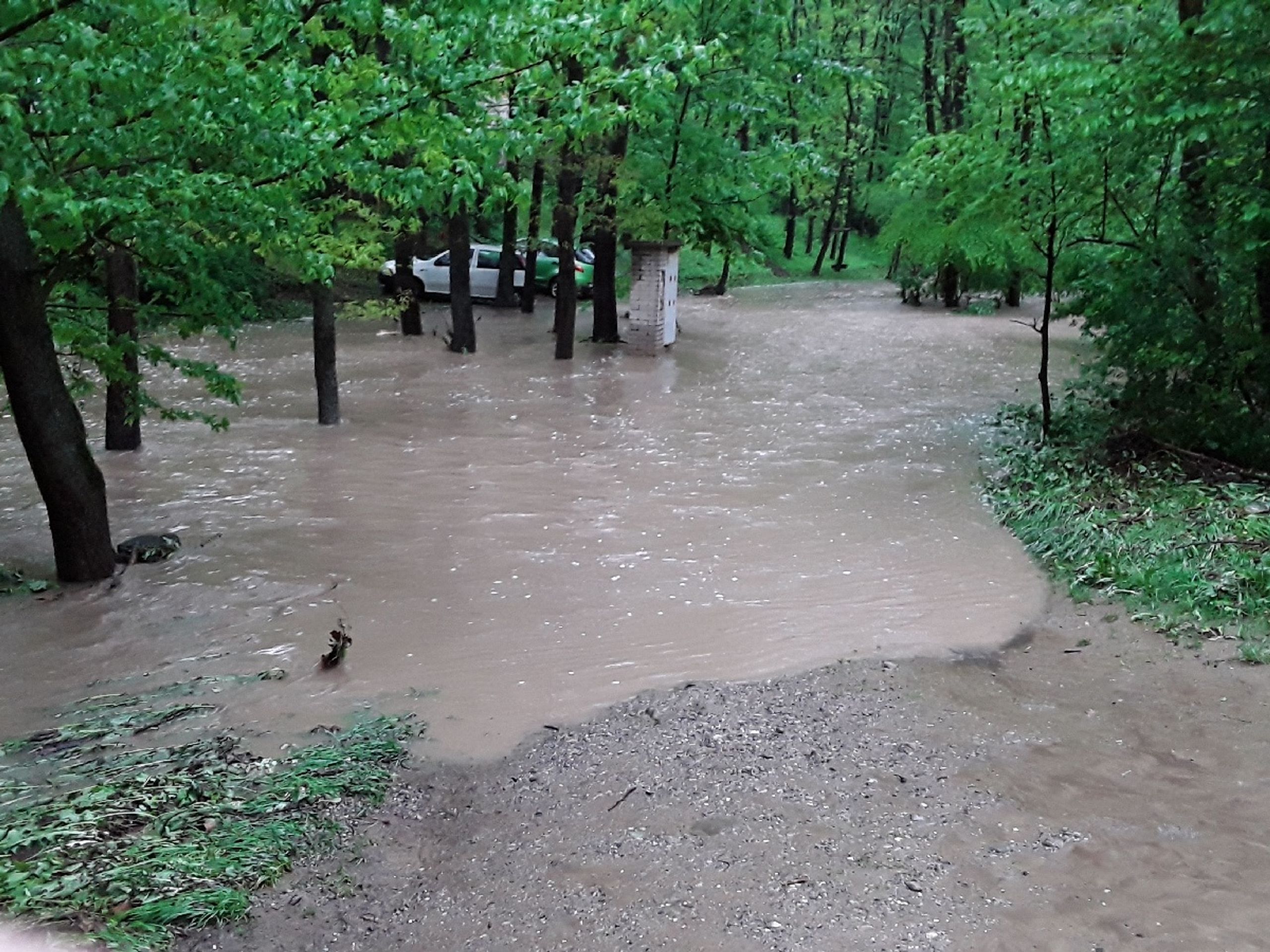 Situace na Hodonínsku (1) - Déšť a povodně (13/16)