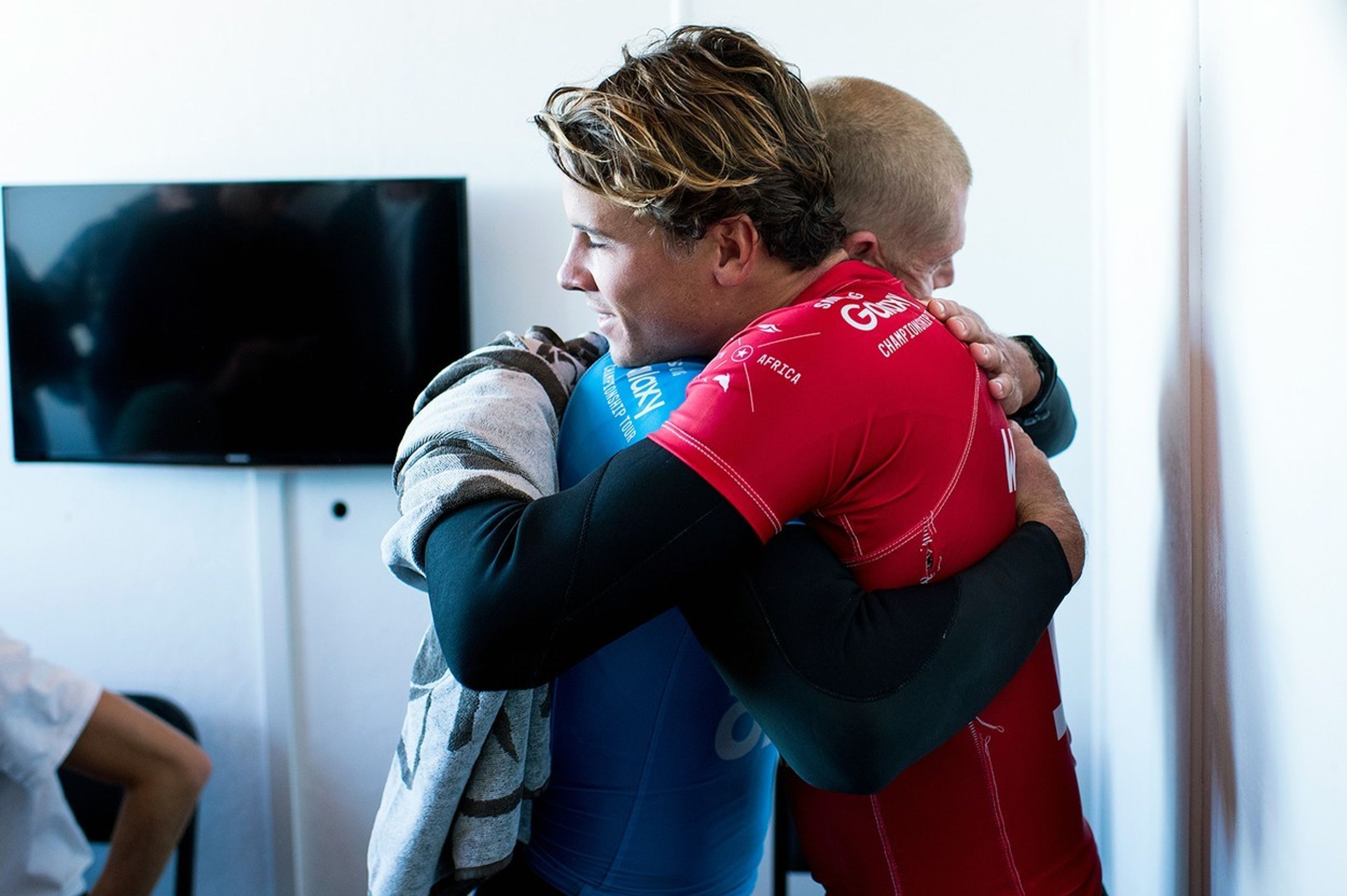 Mick Fanning a boj se žralokem - 3 - GALERIE: Mick Fanning a boj se žralokem (3/6)