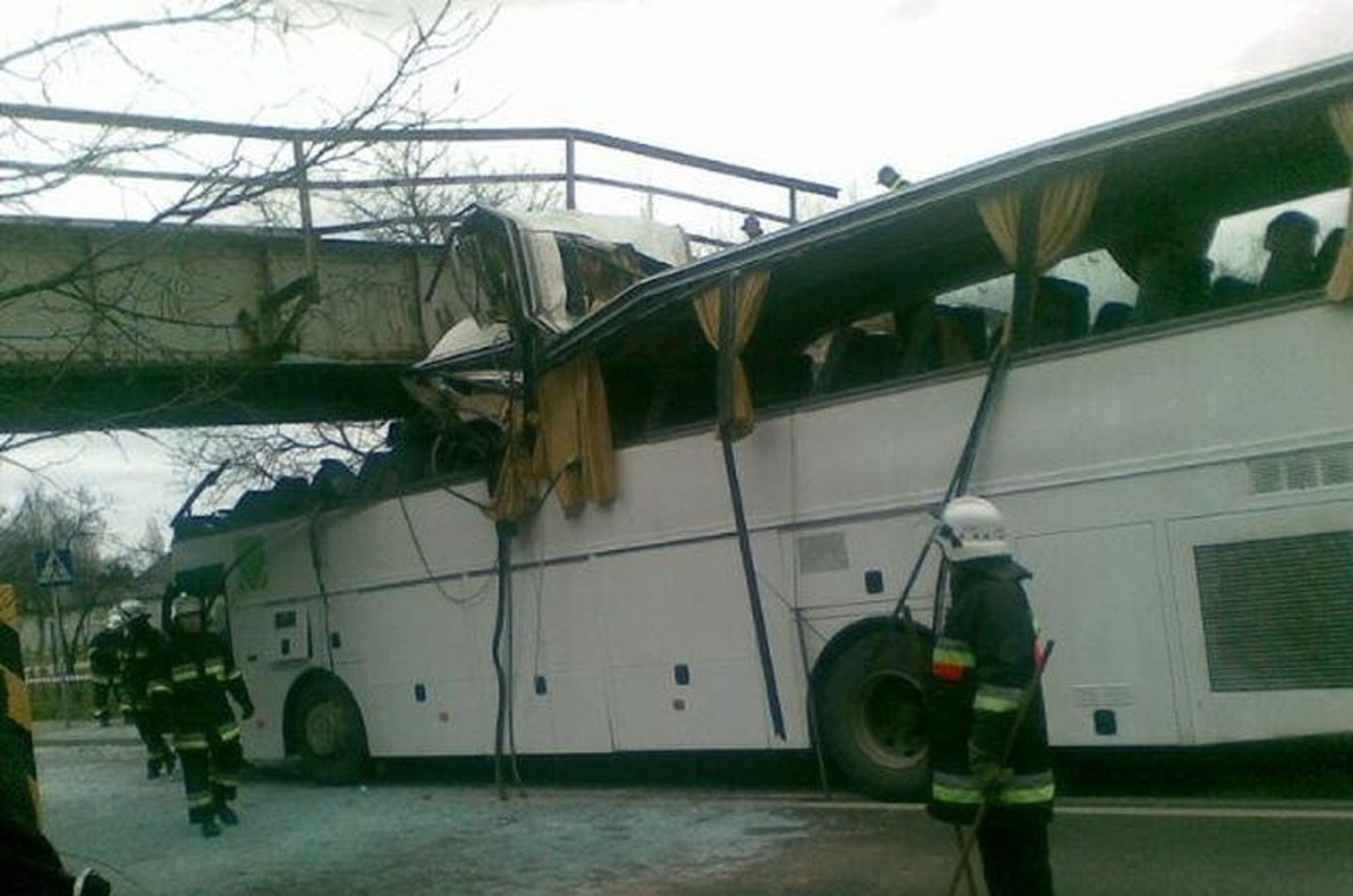 Nehoda autobusu v Polsku - Galerie: Nehoda autobusu v Polsku (3/7)