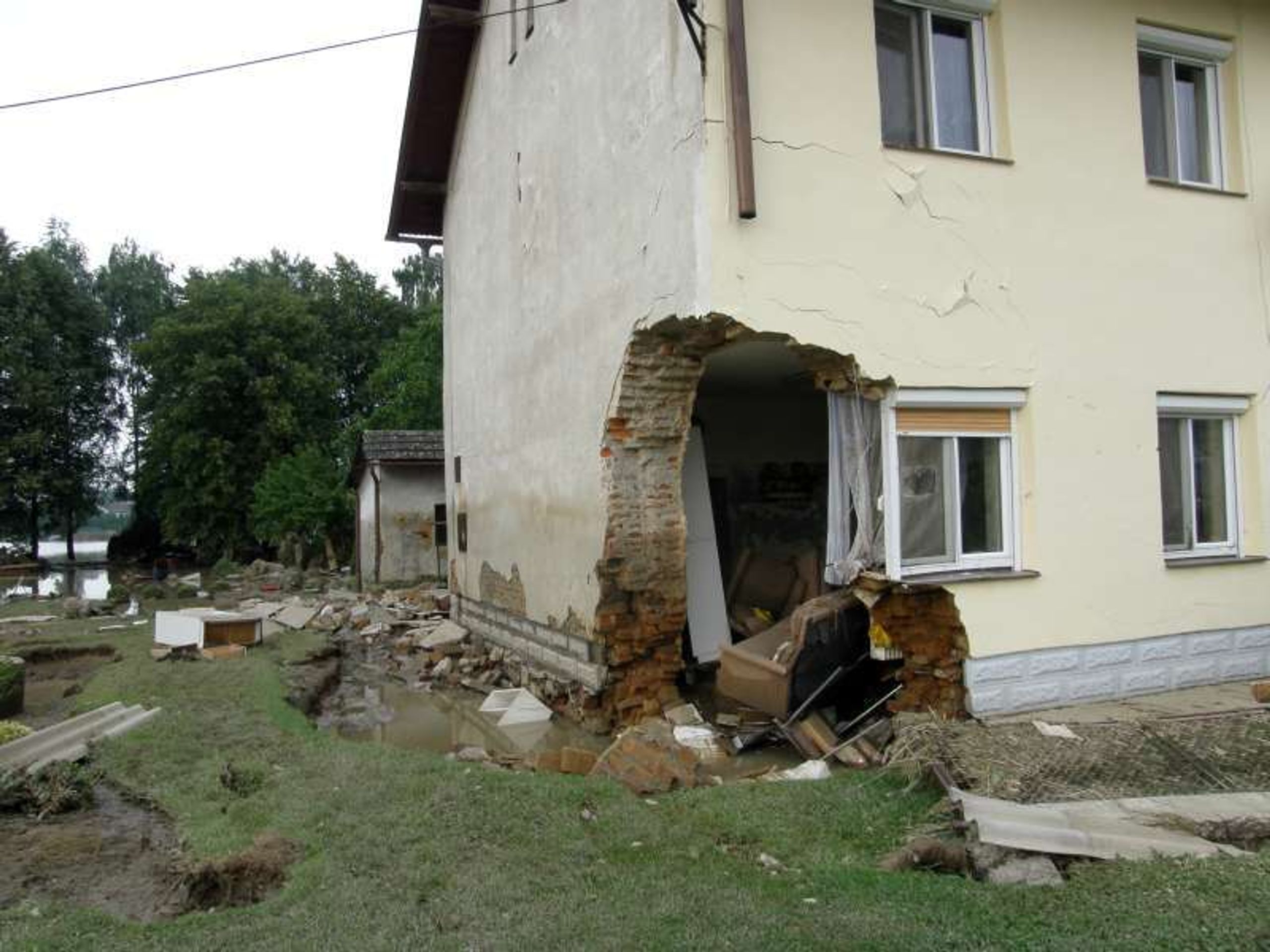 Následky povodní v Jeseníku nad Odrou - Fotogalerie: Jeseník nad Odrou druhý den po povodni (4/7)