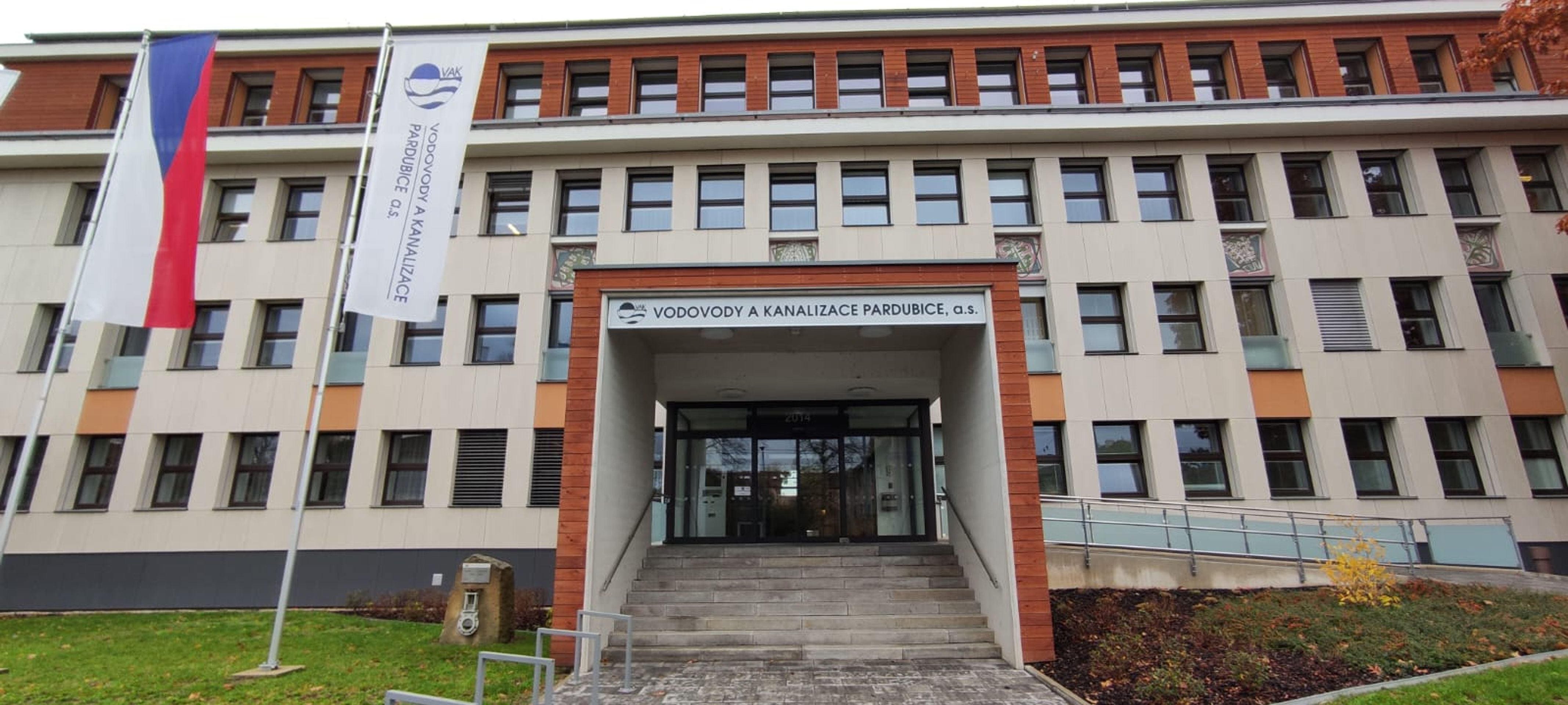Policejní zásah v Pardubicích (2) - Policejní zásah (4/7)