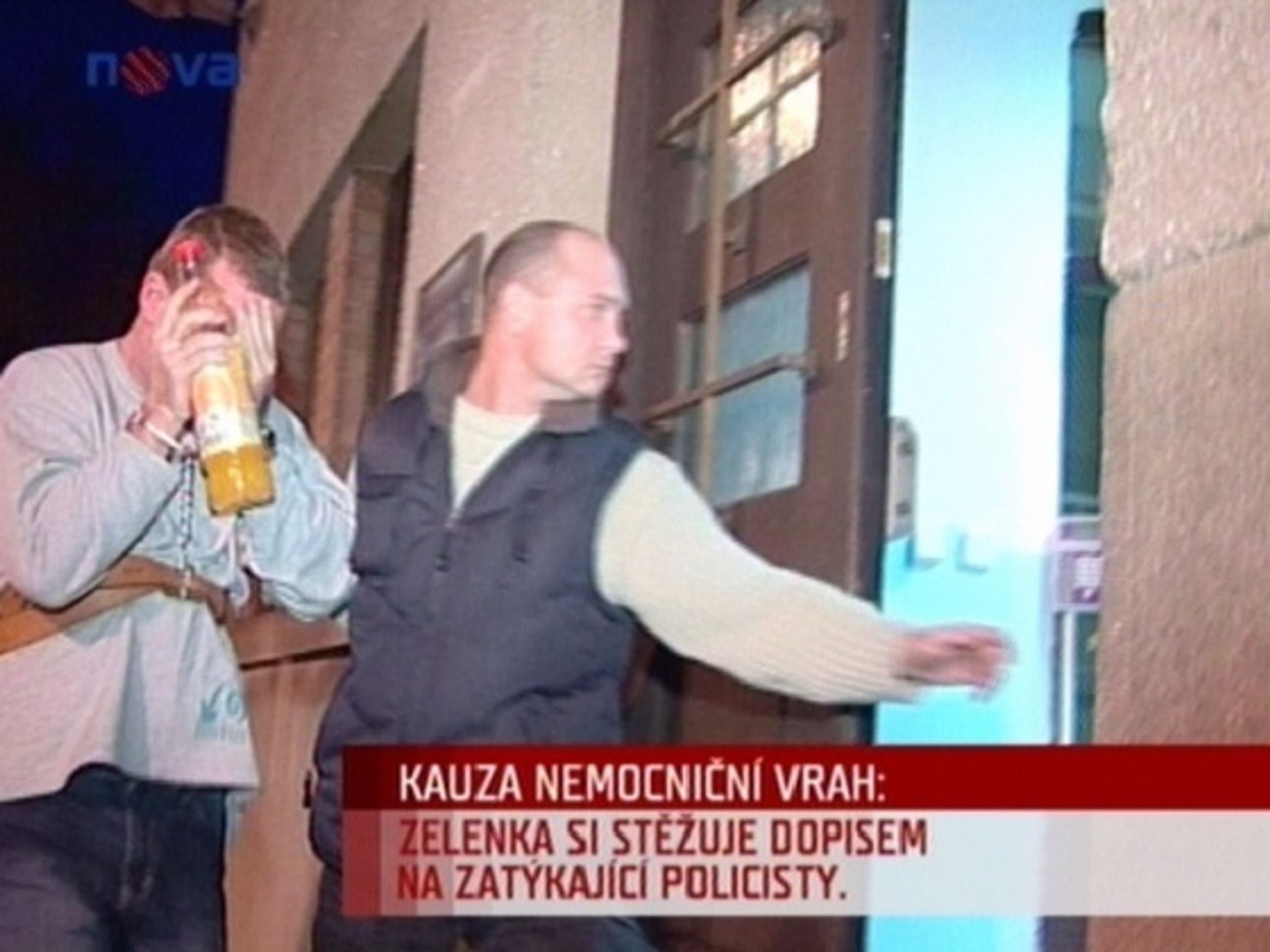 Nemocniční vrah v rukou policie - Nemocniční vrah si stěžuje na policii (1/3)