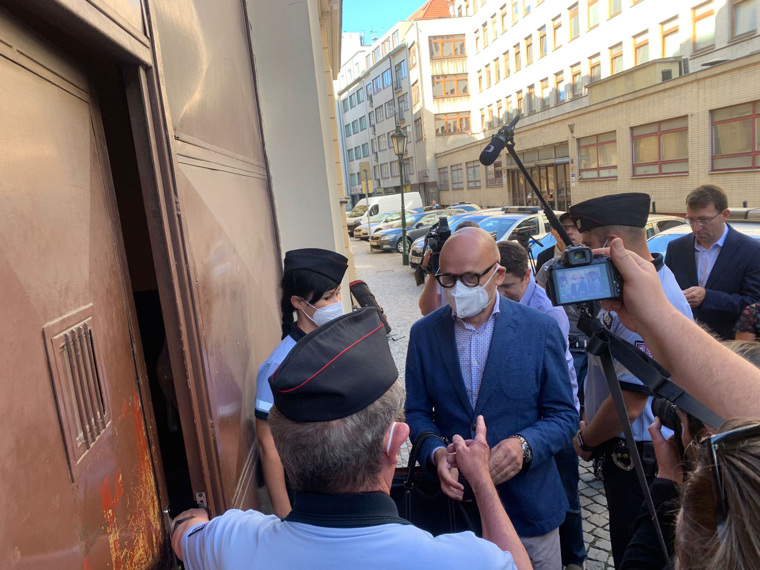 Babiš ml. vypovídá na policii (4) - Babiš ml. vypovídá na policii (2/5)