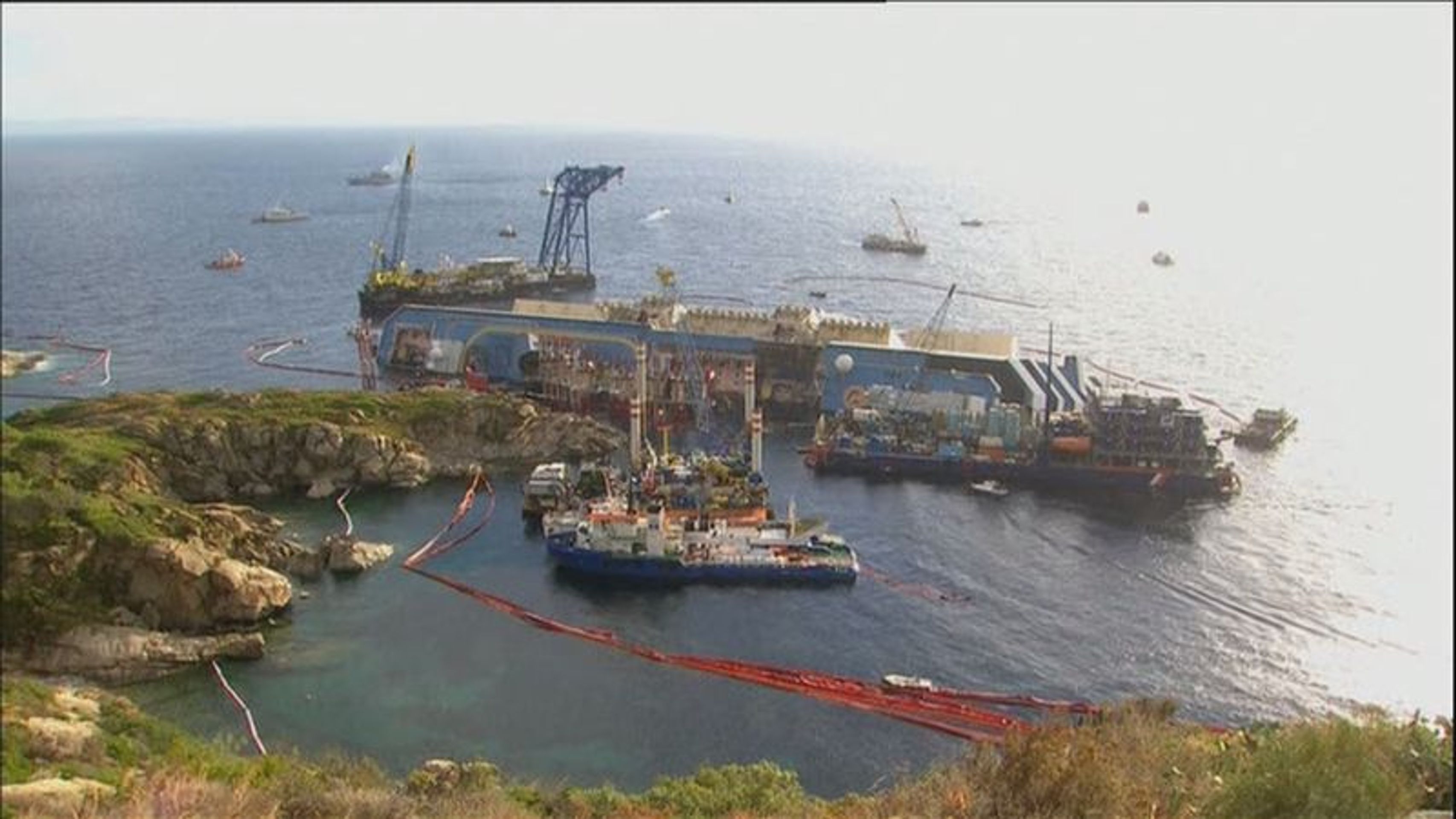 Costa Concordia - Narovnání Concordie (11/11)