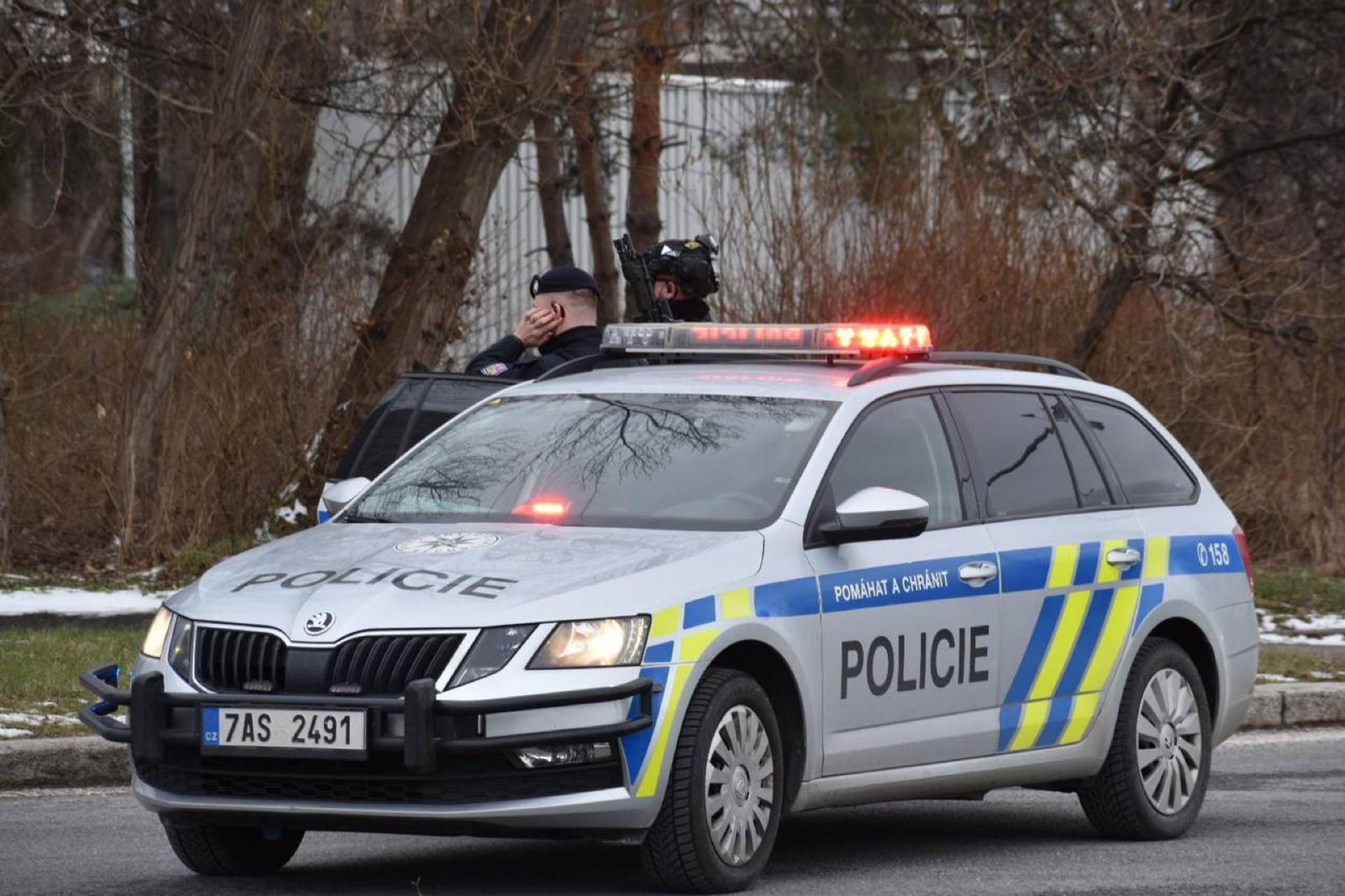 Policejní zásah v budově Univerzity Karlovy (6) - Policejní zásah v budově Univerzity Karlovy (16/29)
