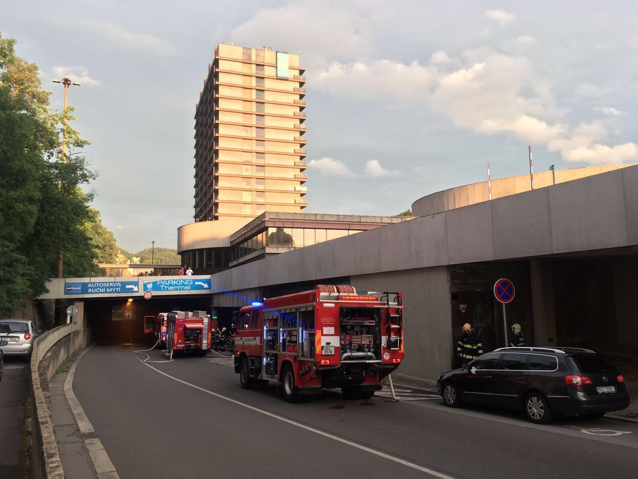 Požár v hotelu Thermal - 3 - GALERIE: Požár v hotelu Thermal (2/4)