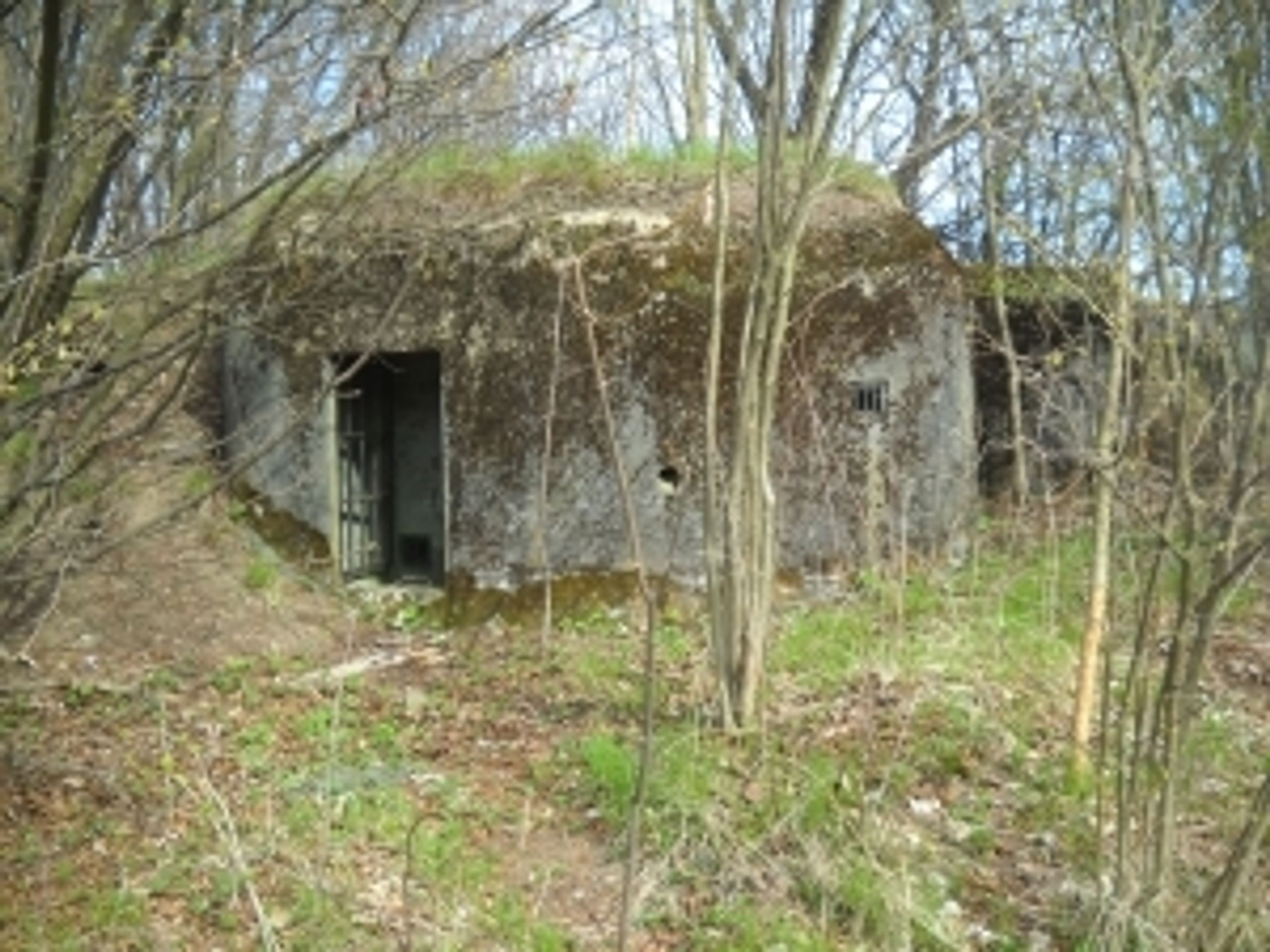 Staré Město - bunkr („řopík“) SLO VEČ 141aSU se st.p.č. 1013/1 - GALERIE: Nabídka nemovitostí od Ministerstva obrany (4/50)