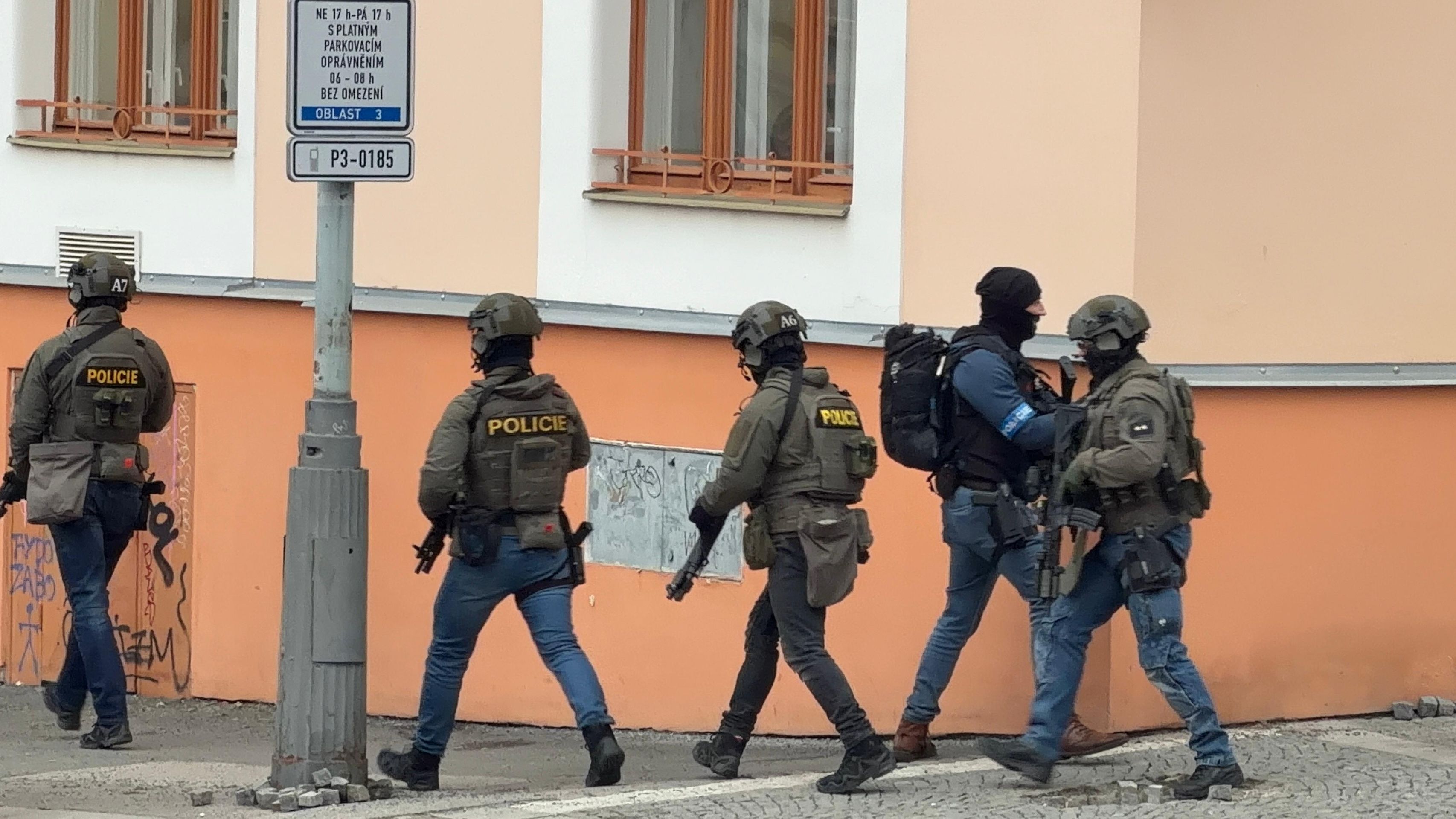 Policejní zásah na Žižkově - Policejní zásah na Žižkově (7/12)