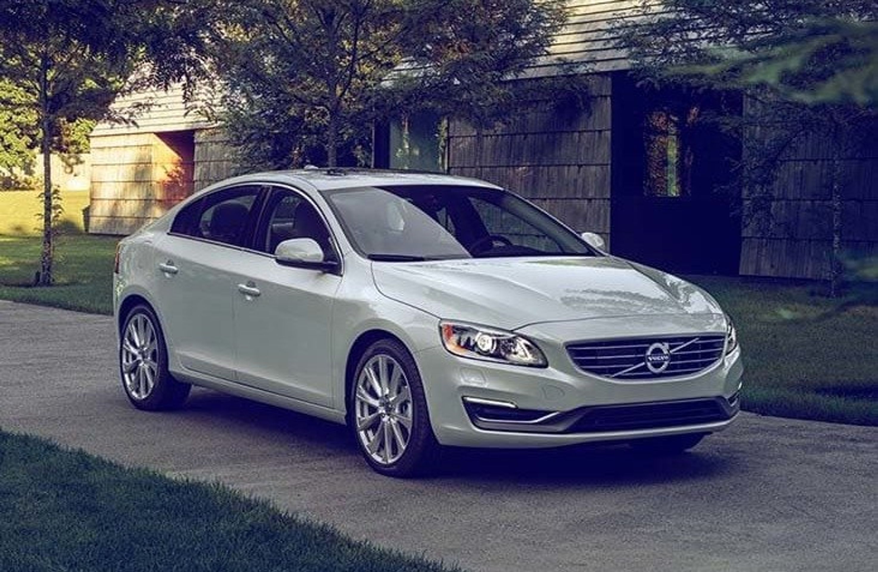 Sedan střední třídy Volvo S60. Prodáno: 4 kusy. - Fotogalerie: Auta, která v Česku nikdo nechce (4/9)