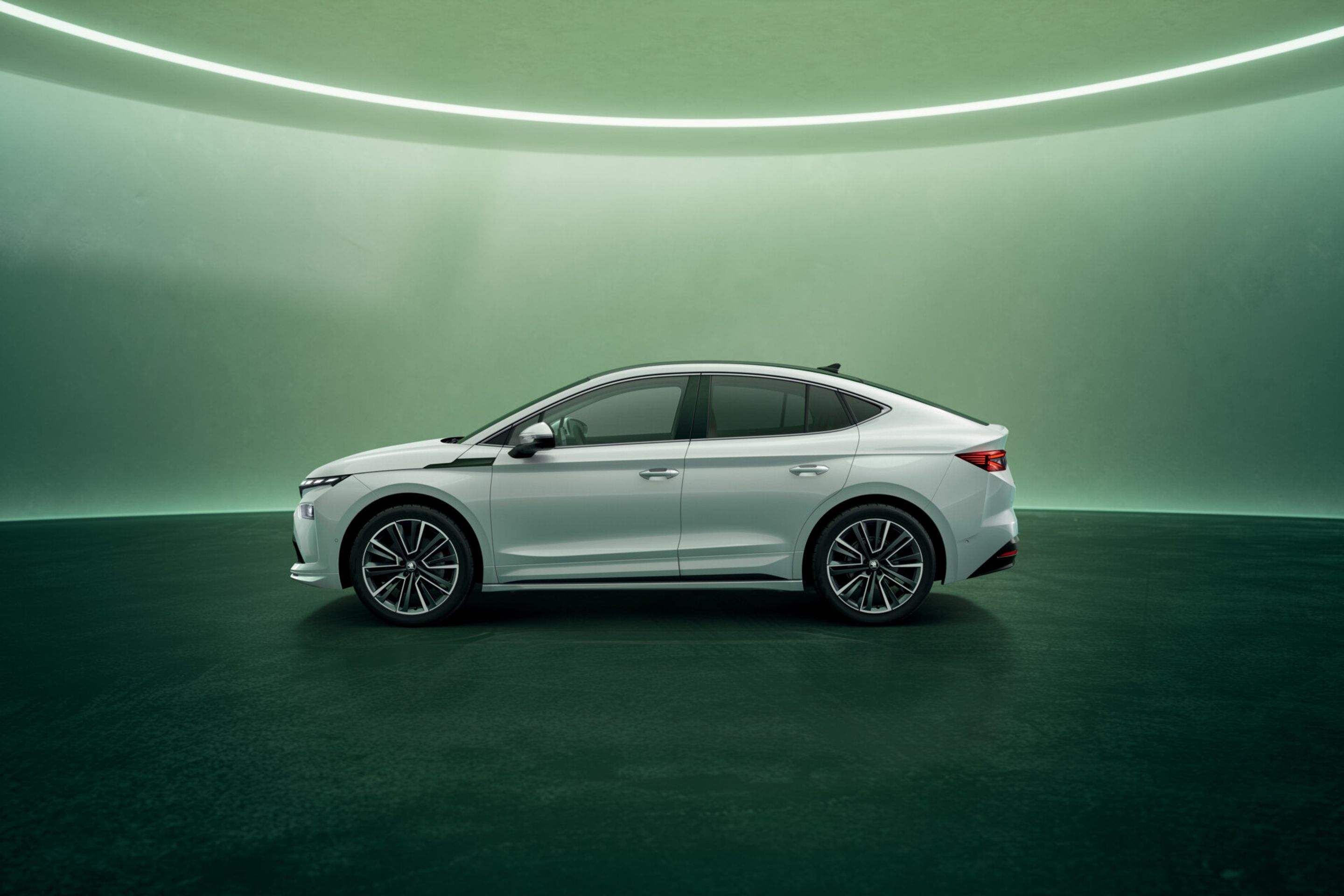 Nové škodovky Enyaq a Enyaq Coupé - Nové škodovky Enyaq a Enyaq Coupé (17/23)