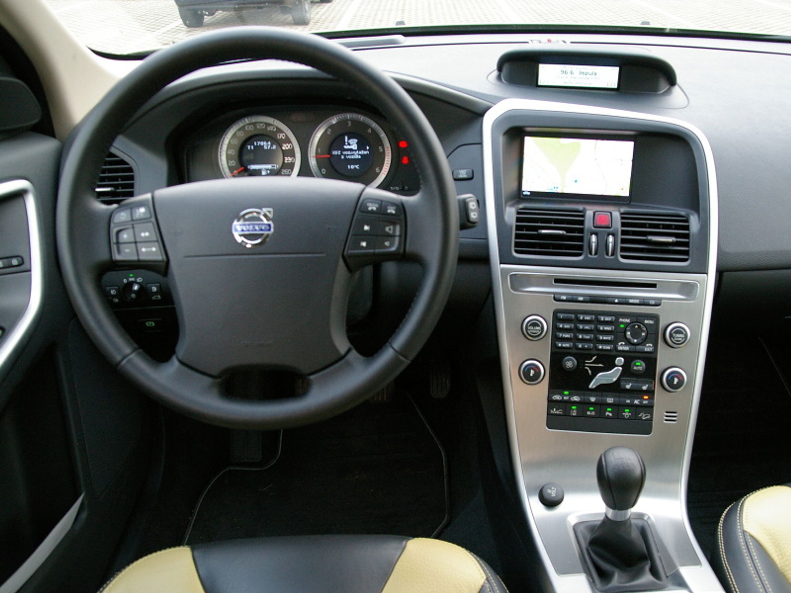 Volvo XC60 - GALERIE Volvo XC60 (5/6)