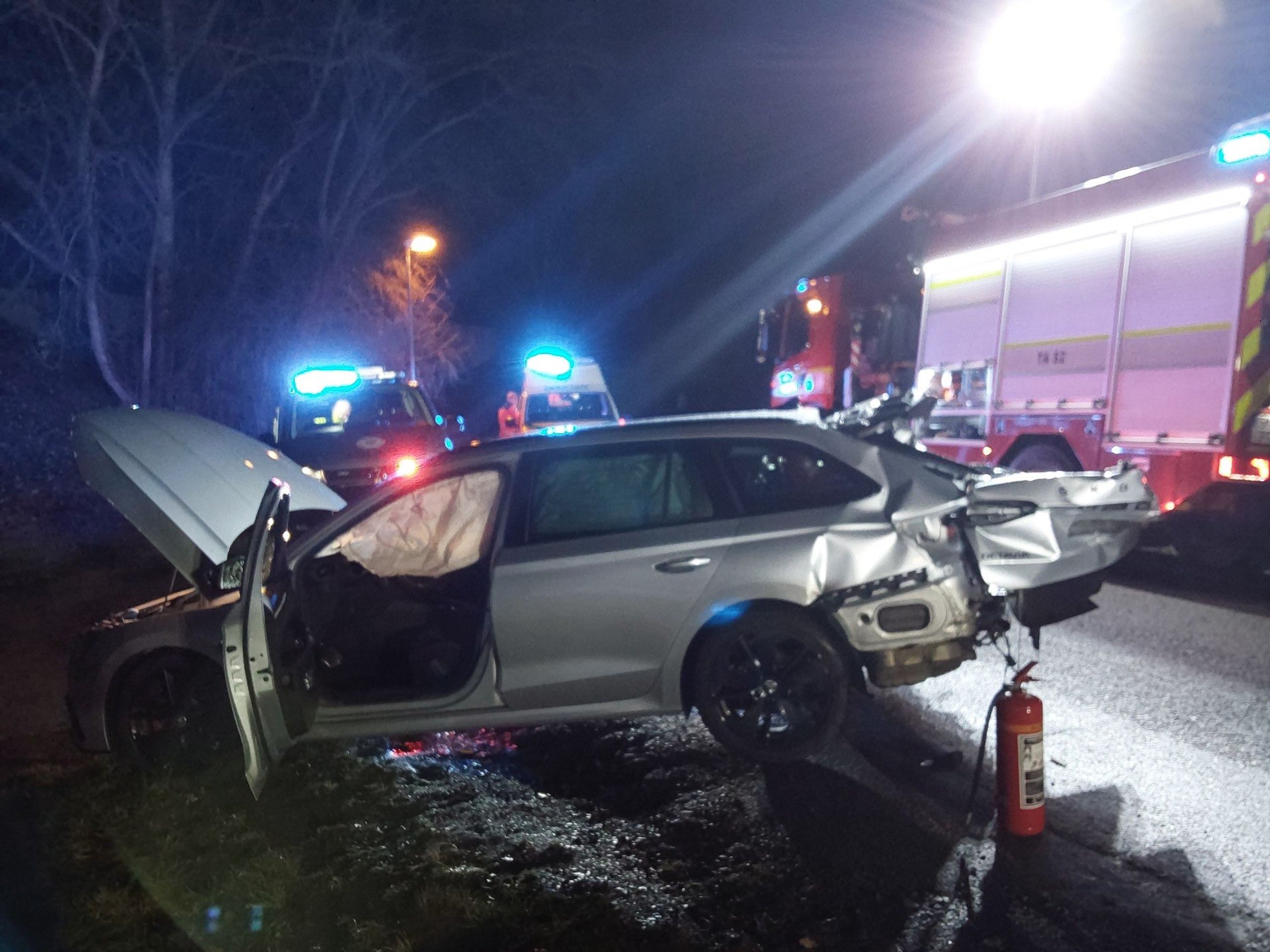 Nehoda osobního auta a vlaku v Prostějově (3) - Nehoda osobního auta a vlaku v Prostějově (7/10)