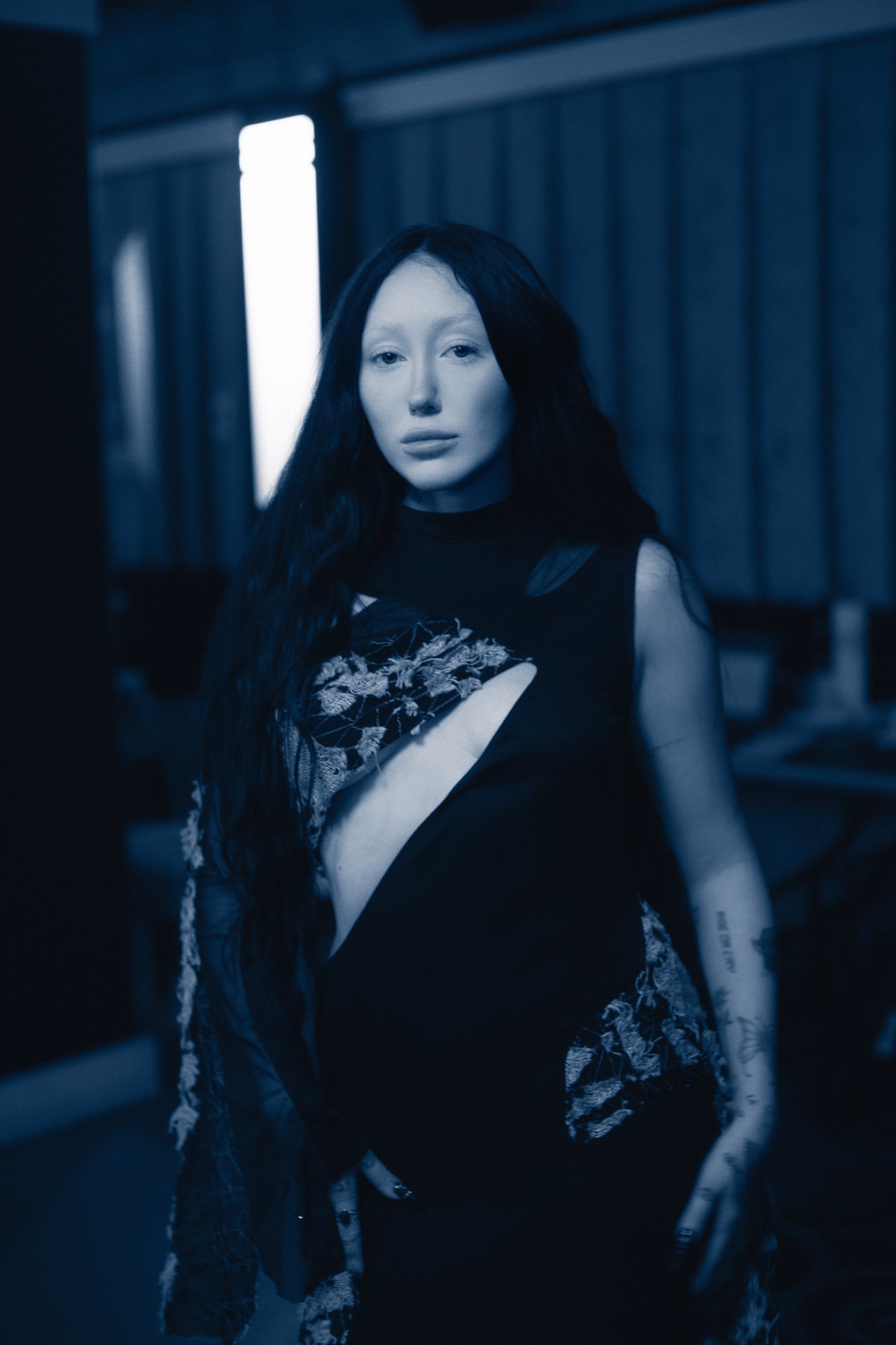 Noah Cyrus - Světové hvězdy se spojily ve videoklipu americké verze hitu Pár přátel Michala Davida (9/15)