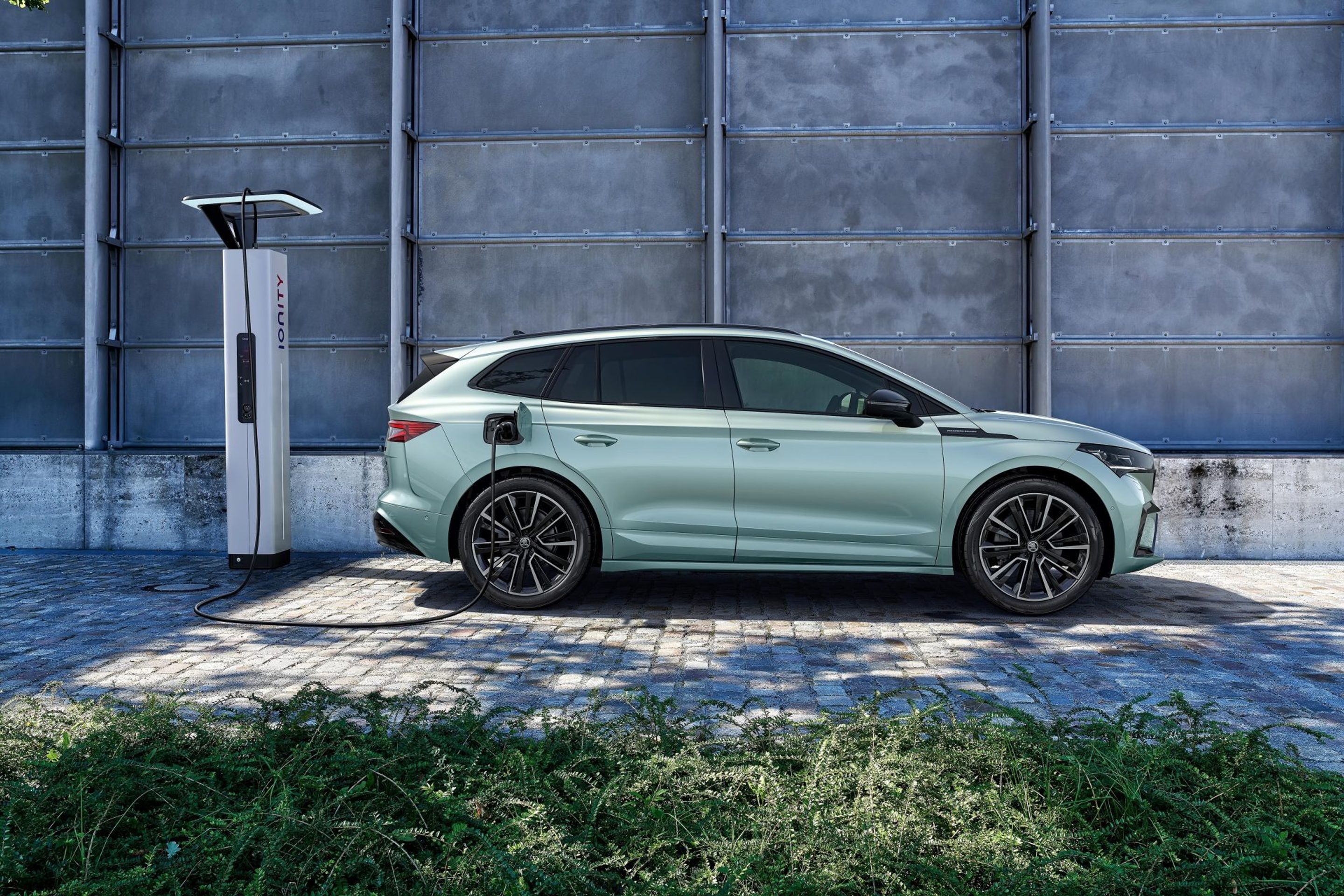 Škoda Enyaq iV - 29 - Fotogalerie: Nové elektrické SUV Škoda Enyaq iV (24/24)