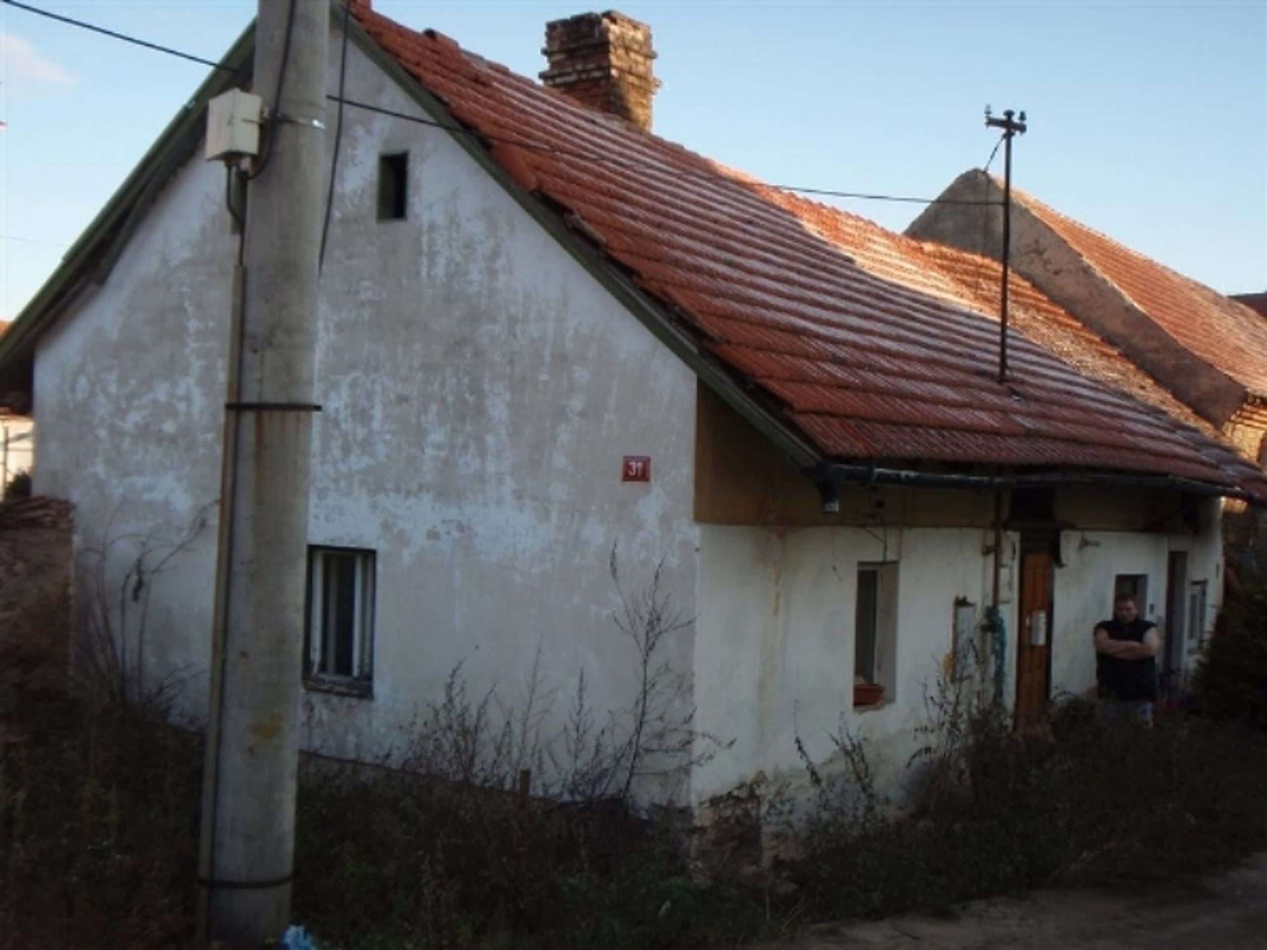Rodinný dům v obci Chrášťany, okr. Kolín - GALERIE: Dražba nemovitostí (9/38)
