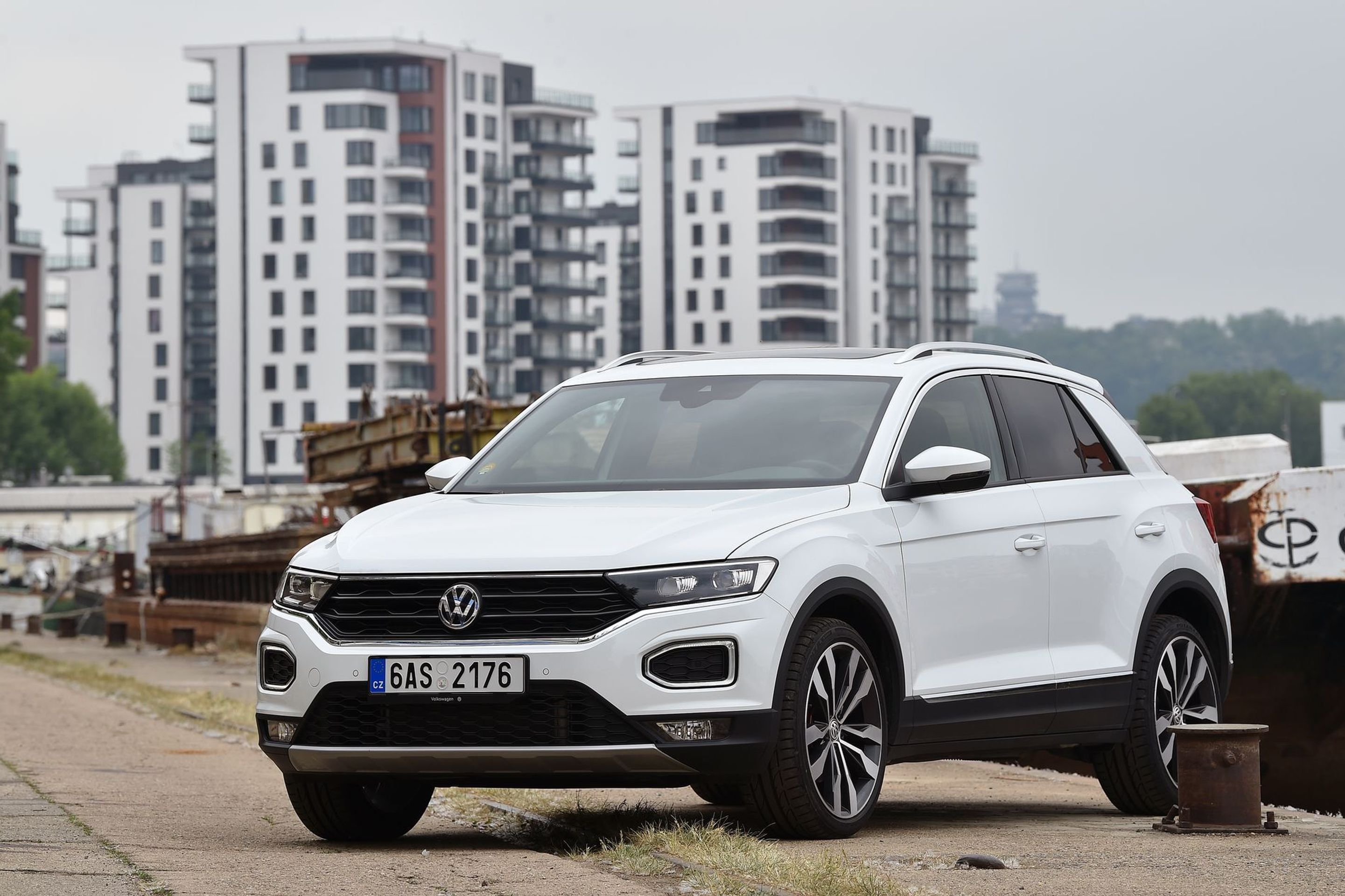 Volkswagen T-Roc - 12 - GALERIE: Volkswagen T-Roc (11/21)