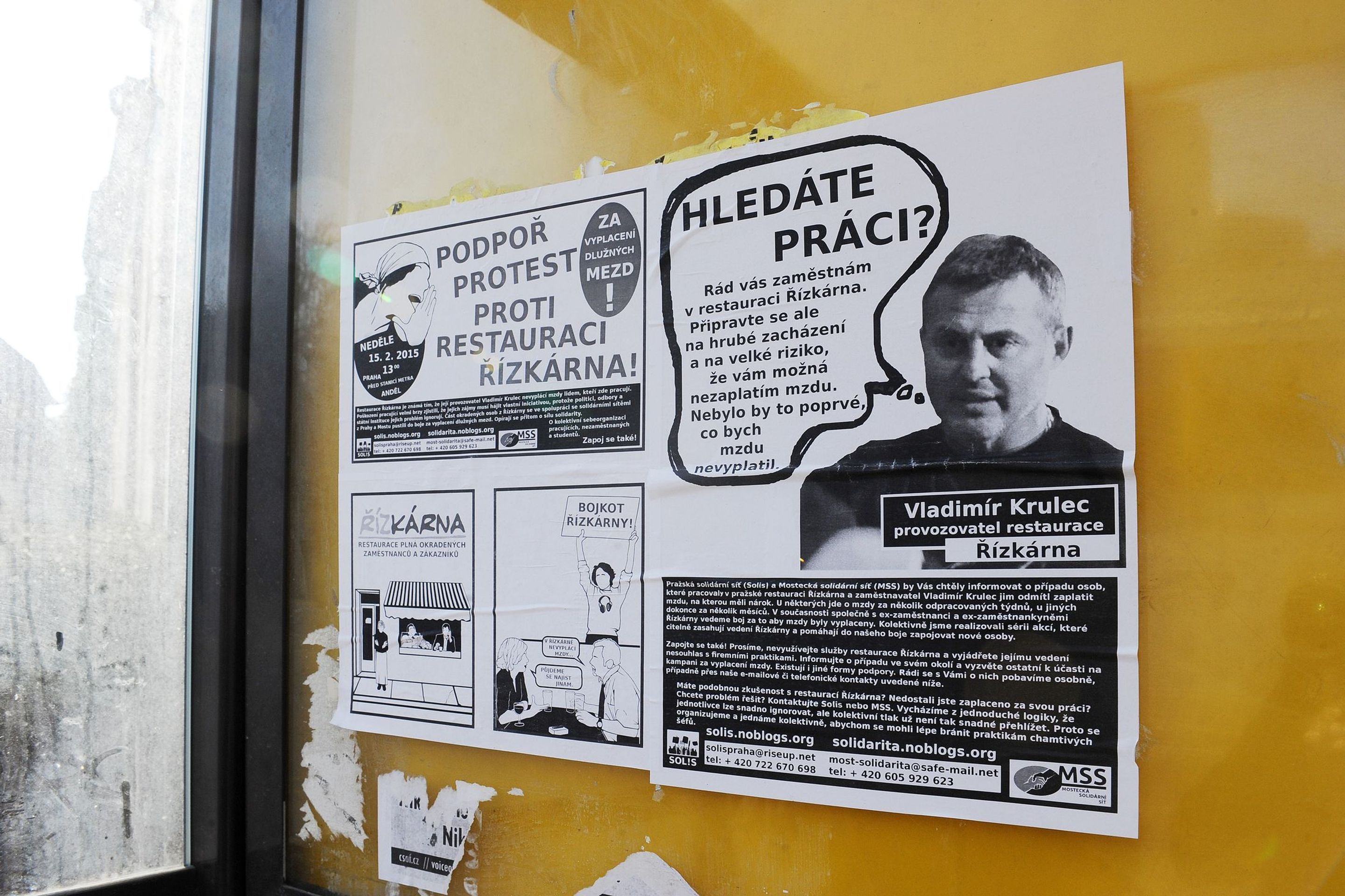 Aktivisté bojují proti restauraci Řízkárna - 10 - GALERIE: Protesty proti restauraci Řízkárna (9/11)