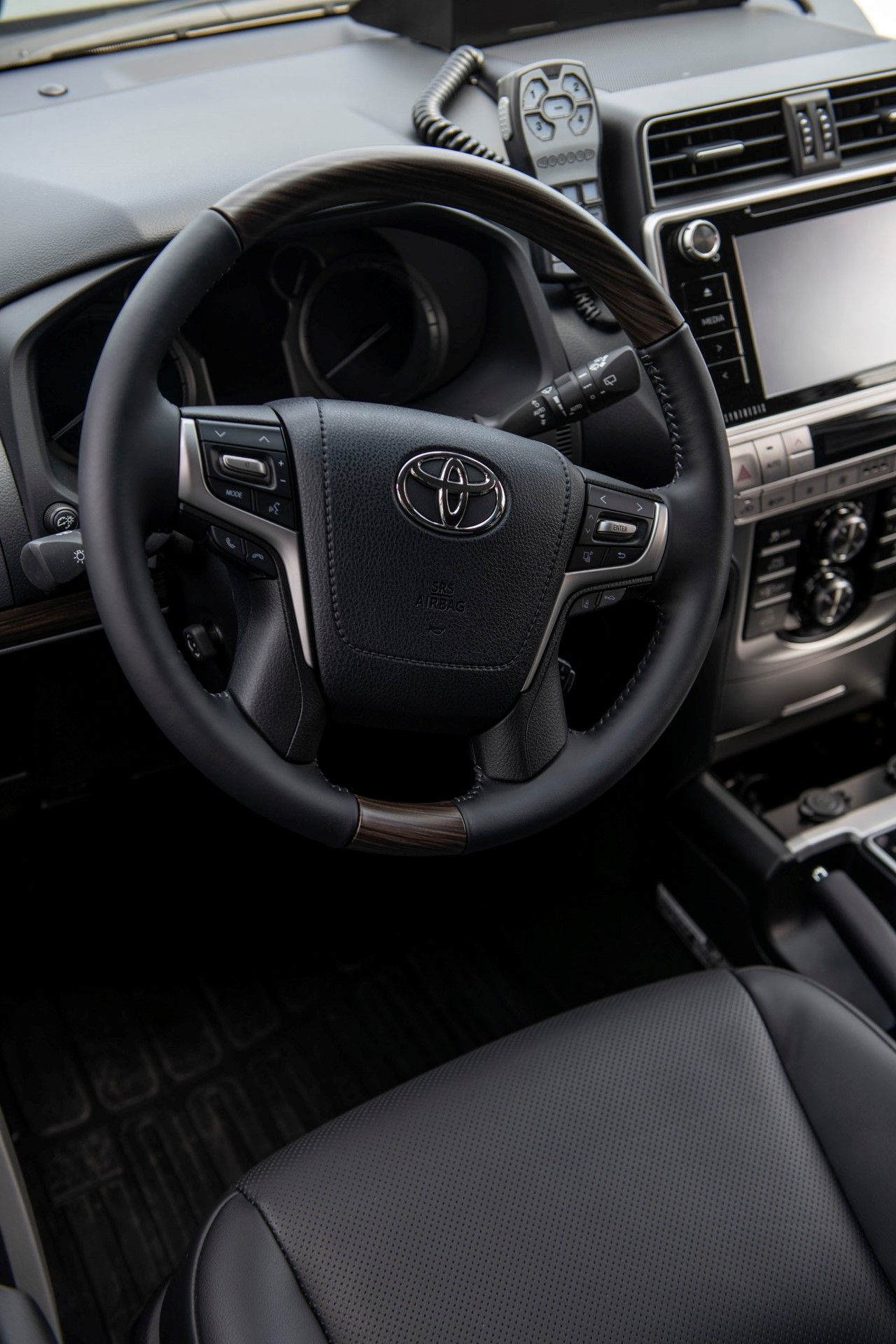 Offroady Toyota Land Cruiser pro českou policii - Fotogalerie: Nové policejní offroady (7/14)