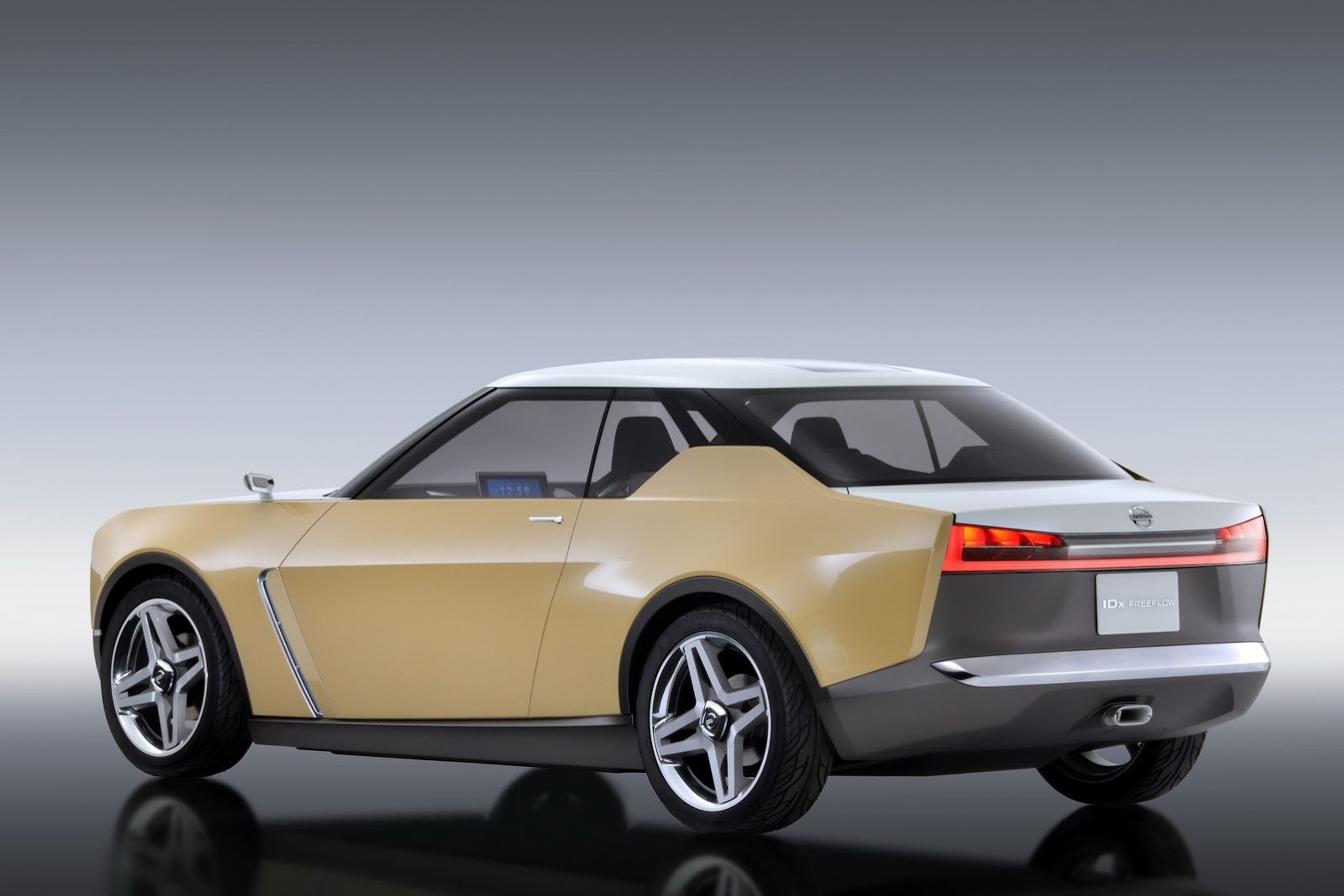 nissan - 30 - GALERIE: Nissan IDx připomíná staré Skyliny (11/20)