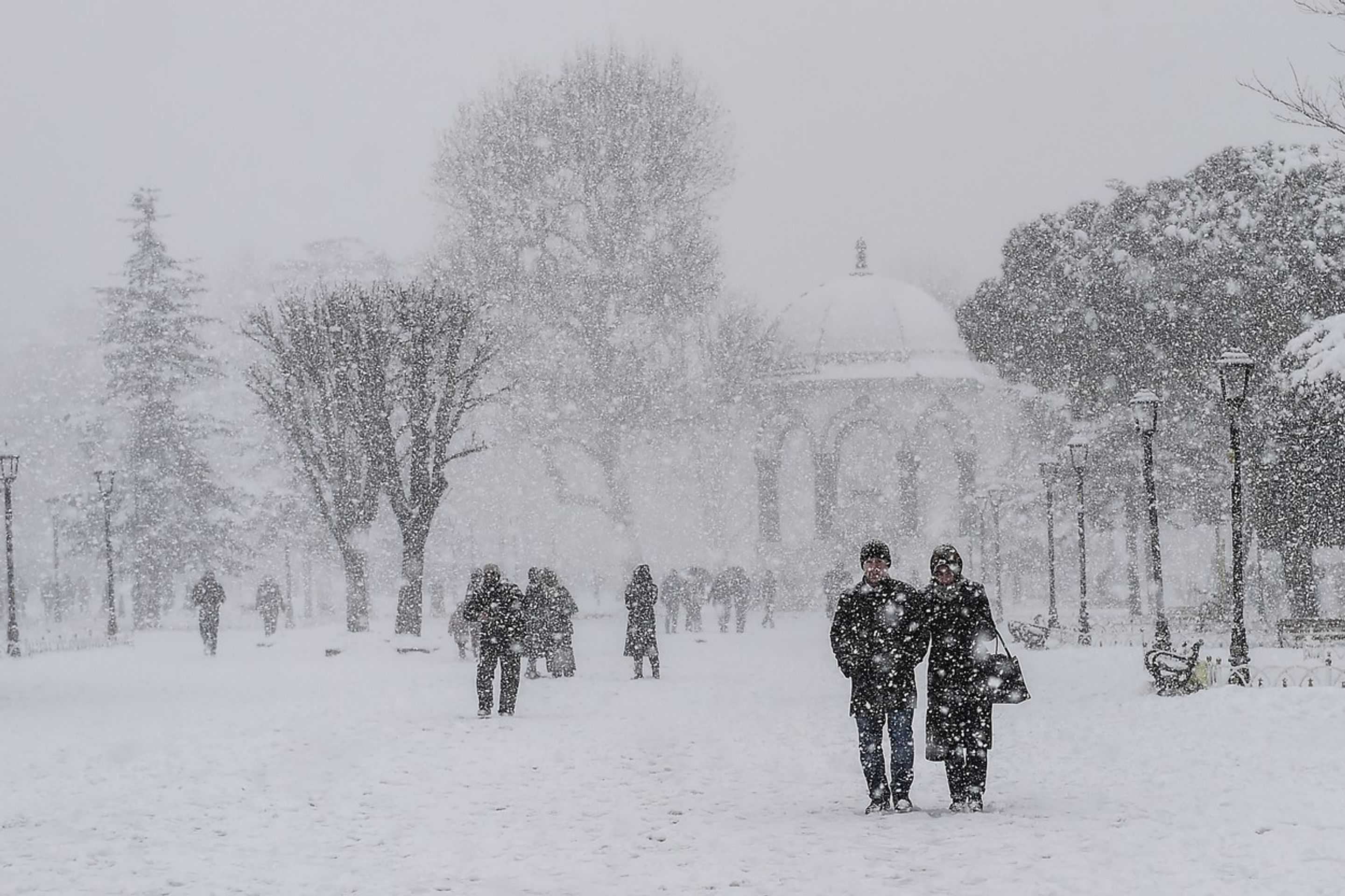 Náměstí Sultanahmet v Istanbulu 8.1. 2017 - GALERIE: Mrazivé počasí napříč Evropou (1/6)