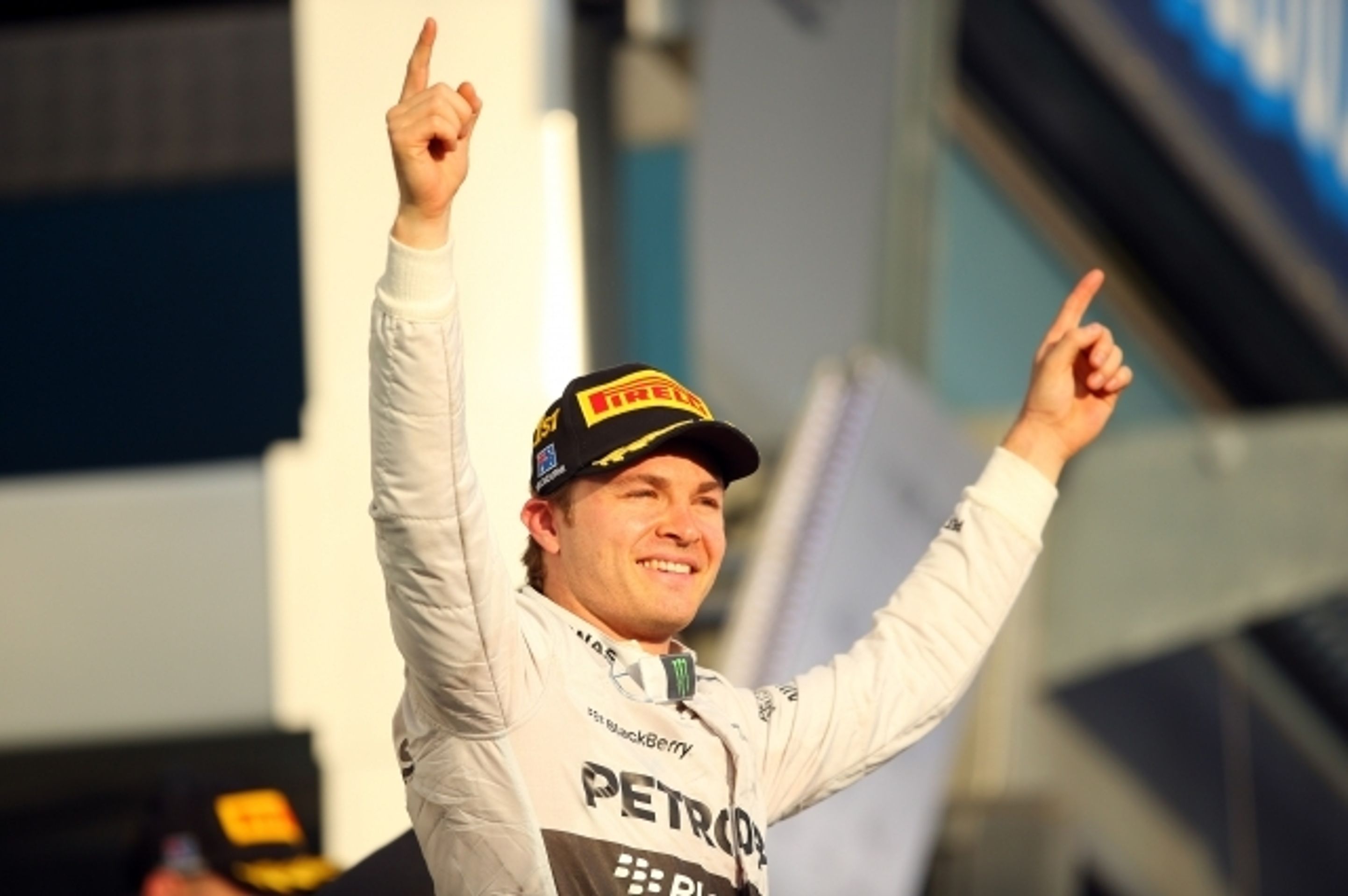 Velká cena Austrálie, Rosberg, Ricciardo, Magnussen - 3 - GALERIE: Rosberg ovládl Velkou cenu Austrálie, domácí Ricciardo byl druhý (8/10)