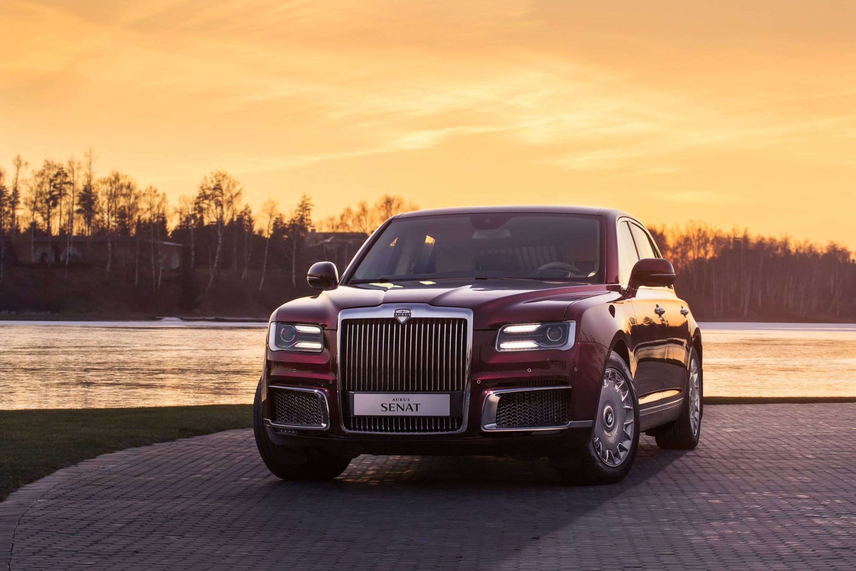 Ruský luxus - limuzína a sedan Aurus - 29 - Fotogalerie: Luxusní ruská monstra Aurus (11/27)