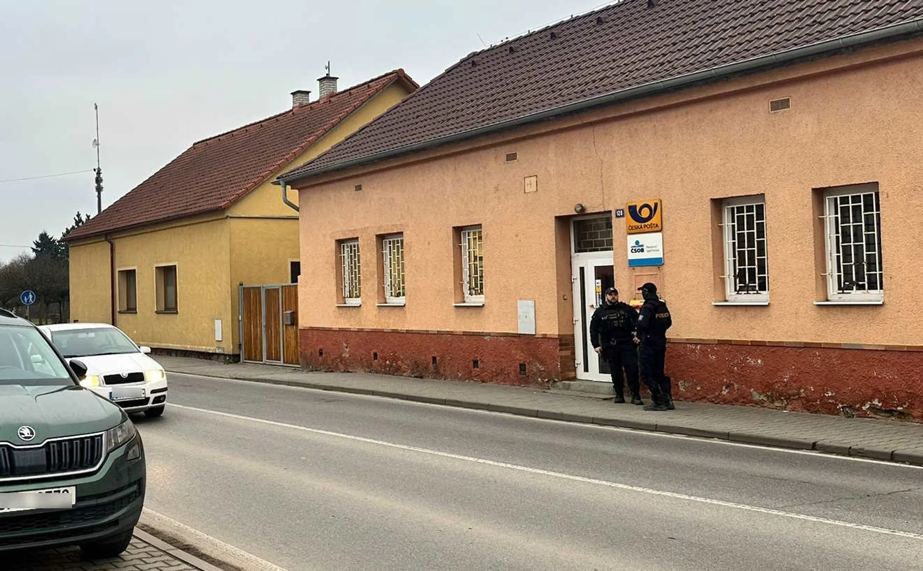Přepadení pošty v Tlučné - Přepadení pošty v Tlučné (1/3)