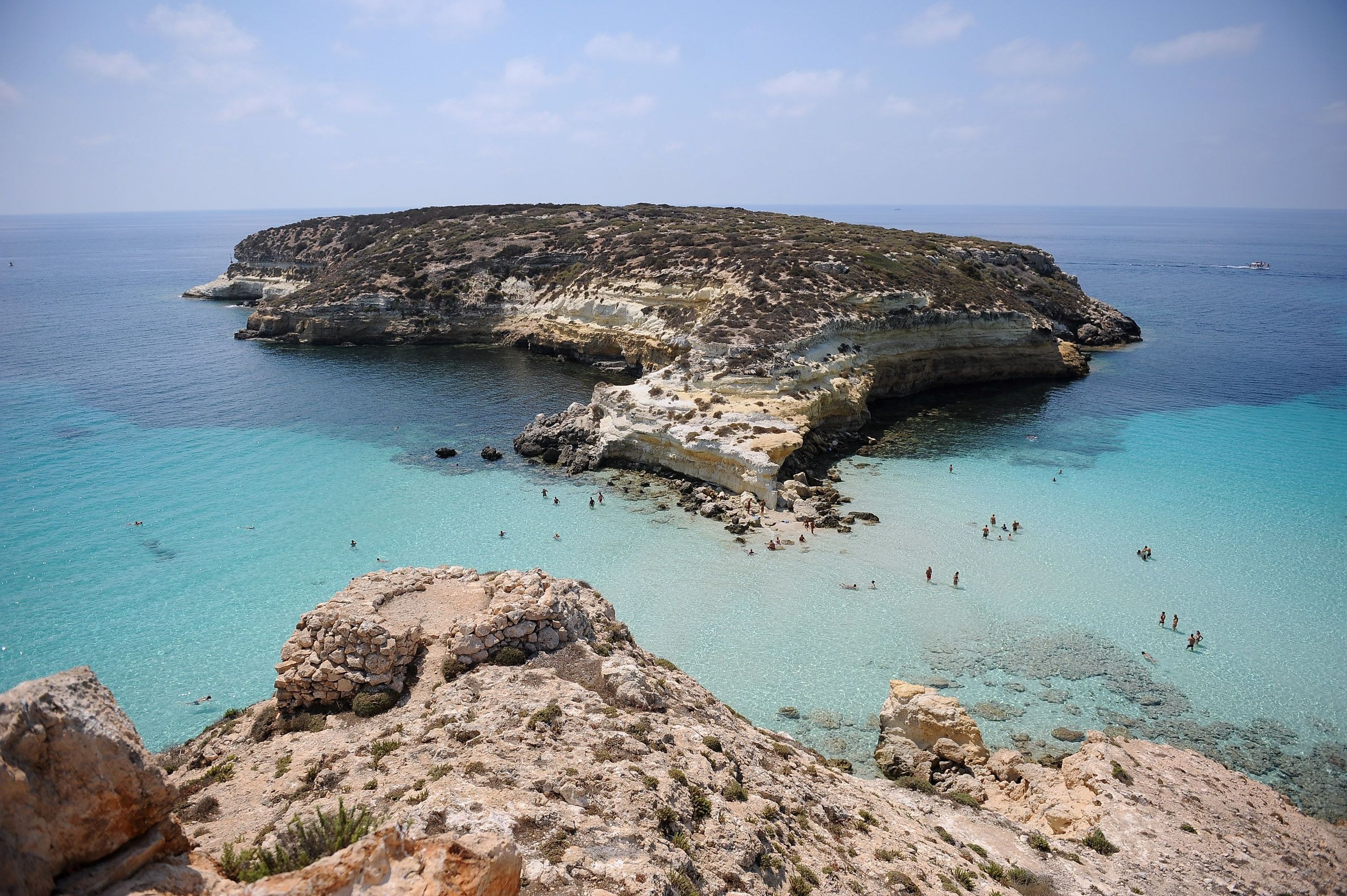 Nejkrásnější pláže - CONIGLI (RABBIT BEACH) - GALERIE: Nejkrásnější pláže (2/4)
