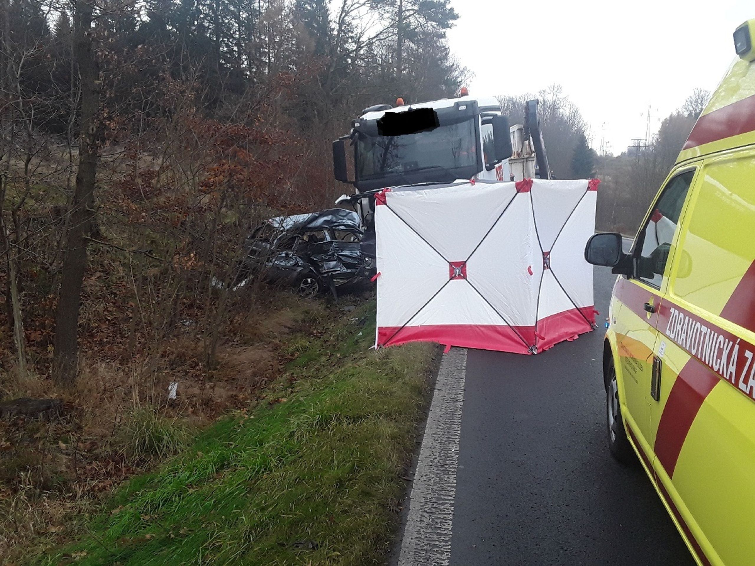 Tragická srážka auta s náklaďákem (3) - Tragická nehoda v Ústeckém kraji (3/3)