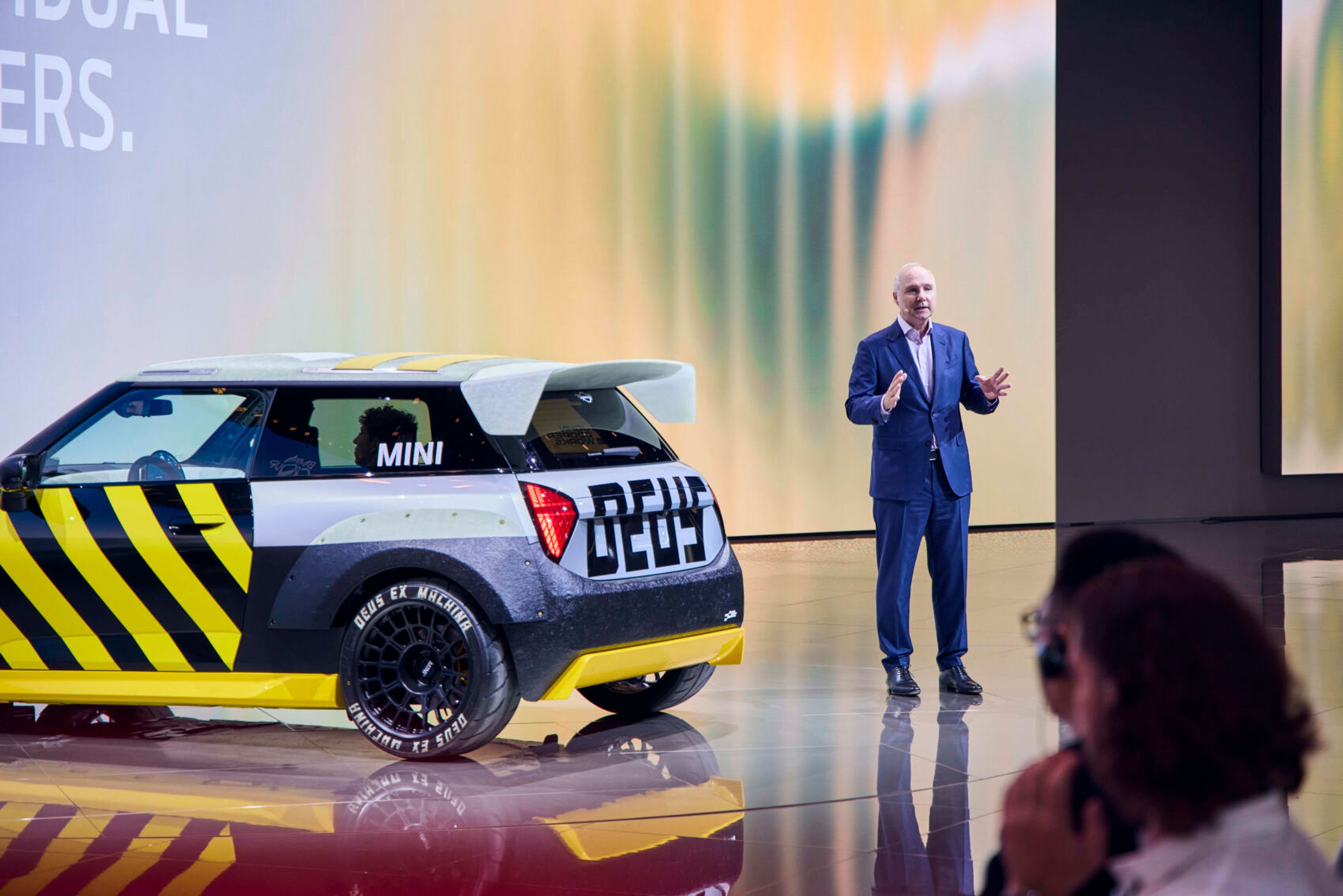 Prezentace BMW na mnichovském autosalonu IAA Mobility - Autosalon v Mnichově ukazuje budoucnost automobilového průmyslu (31/37)
