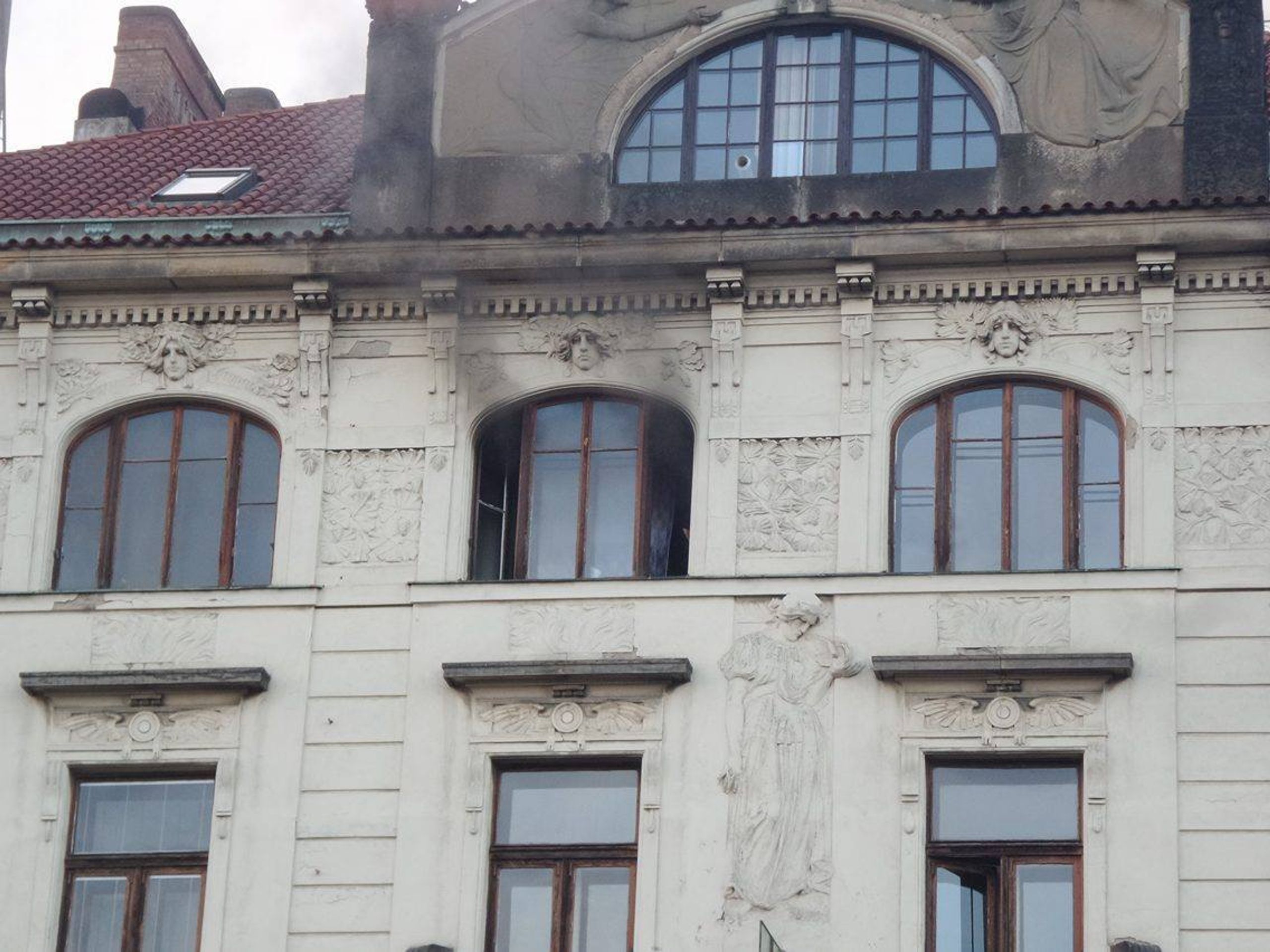 Požár na Hlavním nádraží v Praze - 6 - GALERIE: Požár na Hlavním nádraží (3/12)