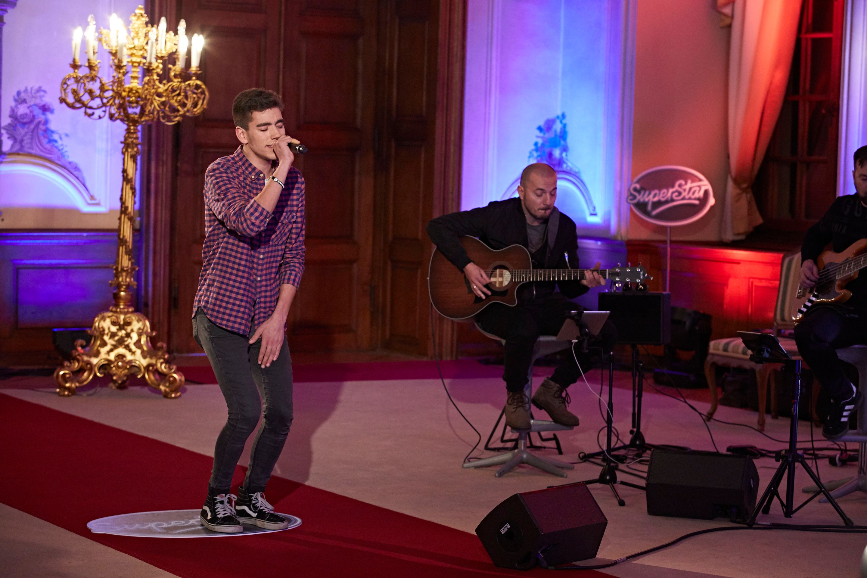 Petr Borkovec - 1 - GALERIE: Soutěžící v SuperStar se opil do němoty (1/4)
