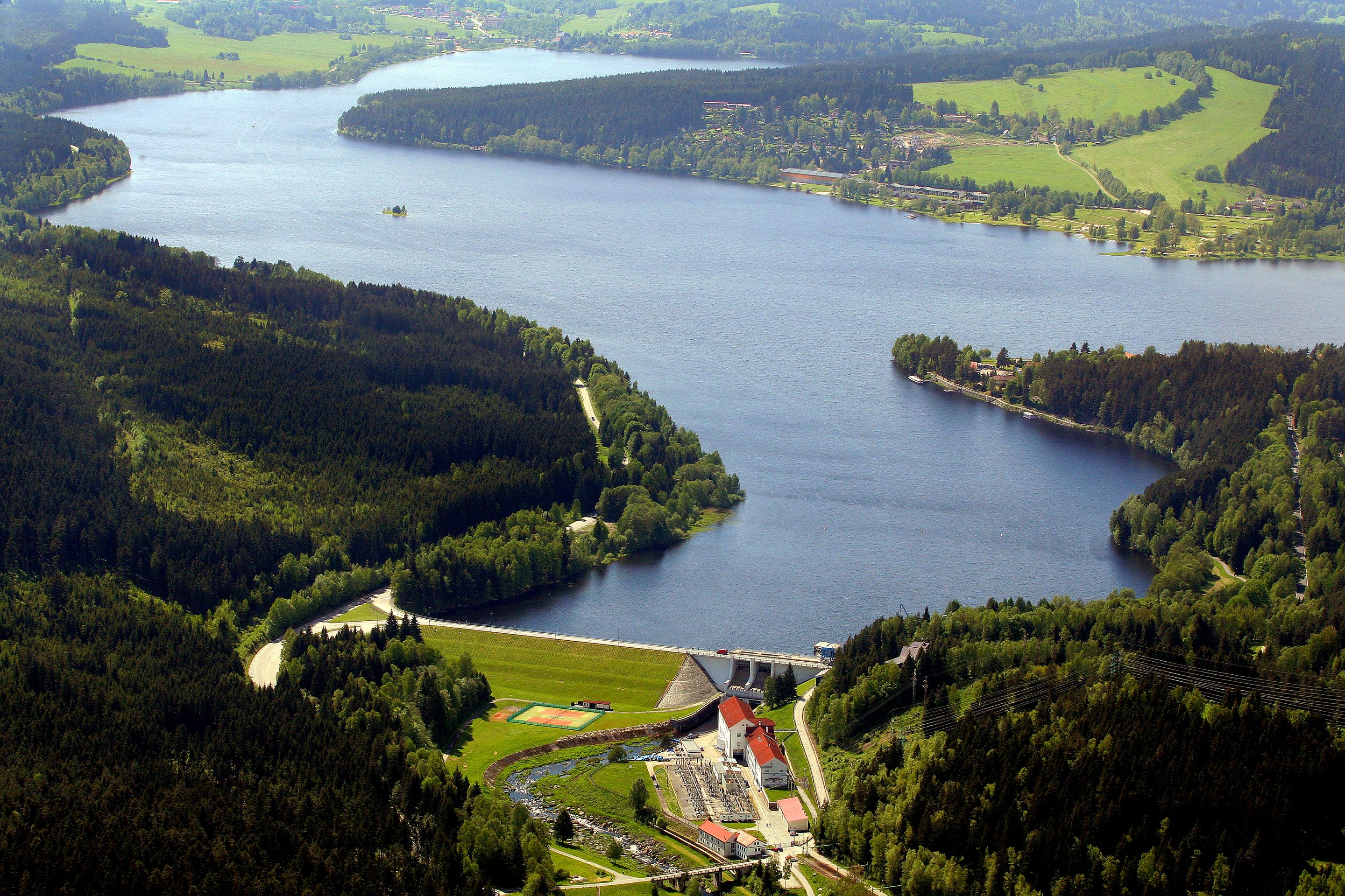Vodní elektrárna Lipno - GALERIE: Kam vyrazit k vodě (4/14)