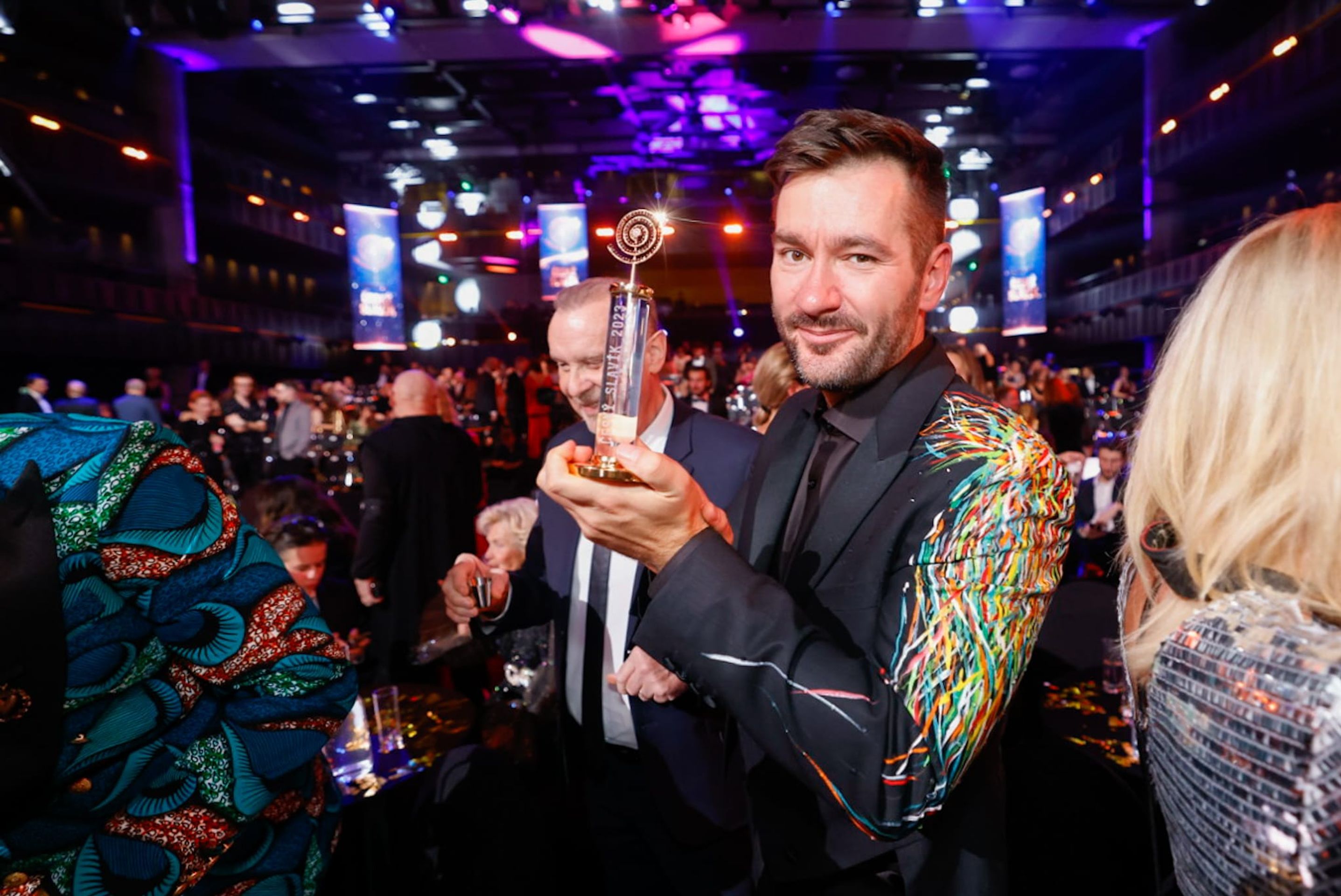 Český slavík 2023: Marek Ztracený získal zlatého Slavíka v kategorii Zpěvák roku - Marek Ztracený (1/15)