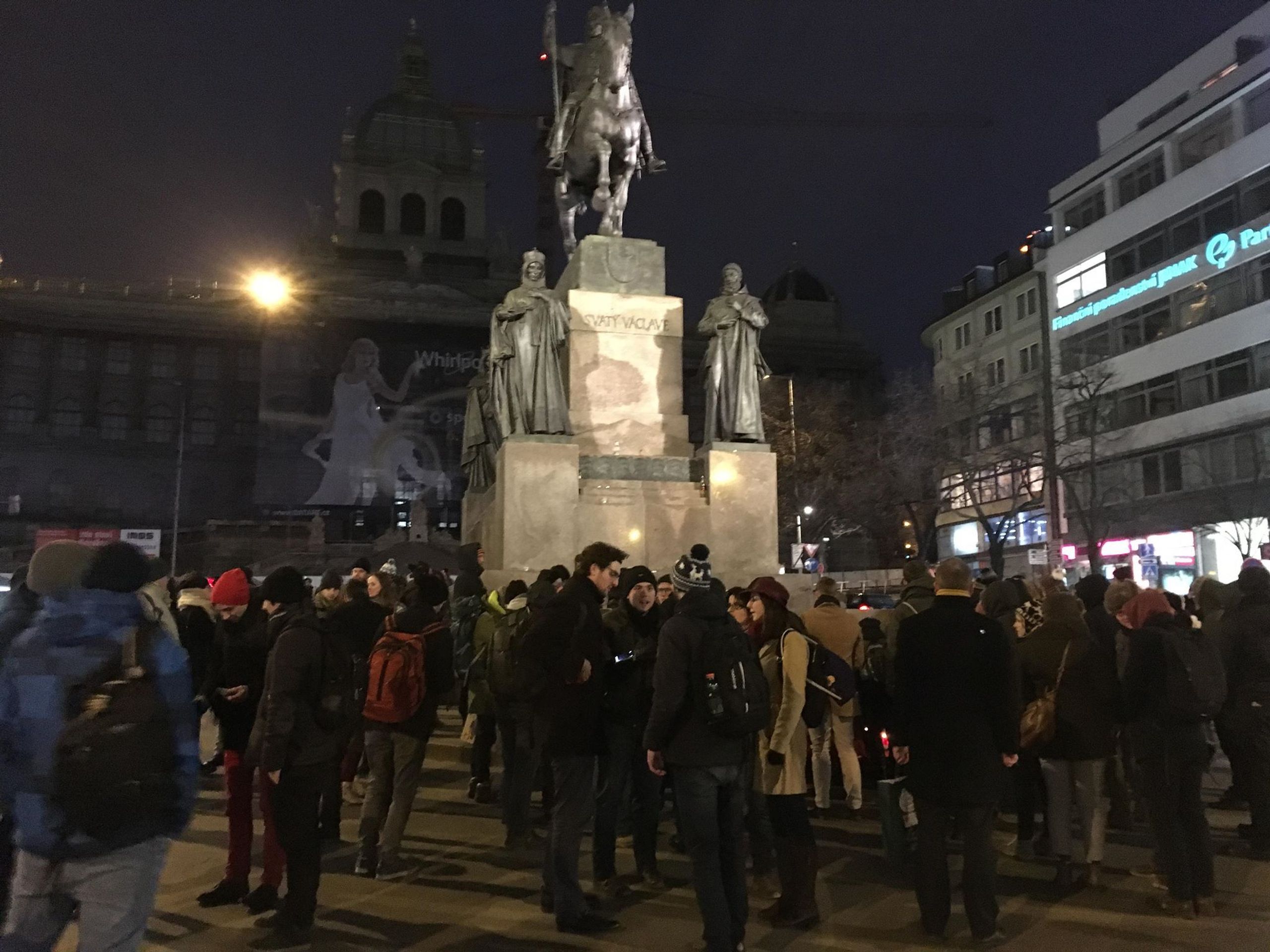 Pieta za zavražděného slovenského novináře na Václavském náměstí - 6 - GALERIE: Pieta za zavražděného slovenského novináře na Václavském náměstí (6/6)