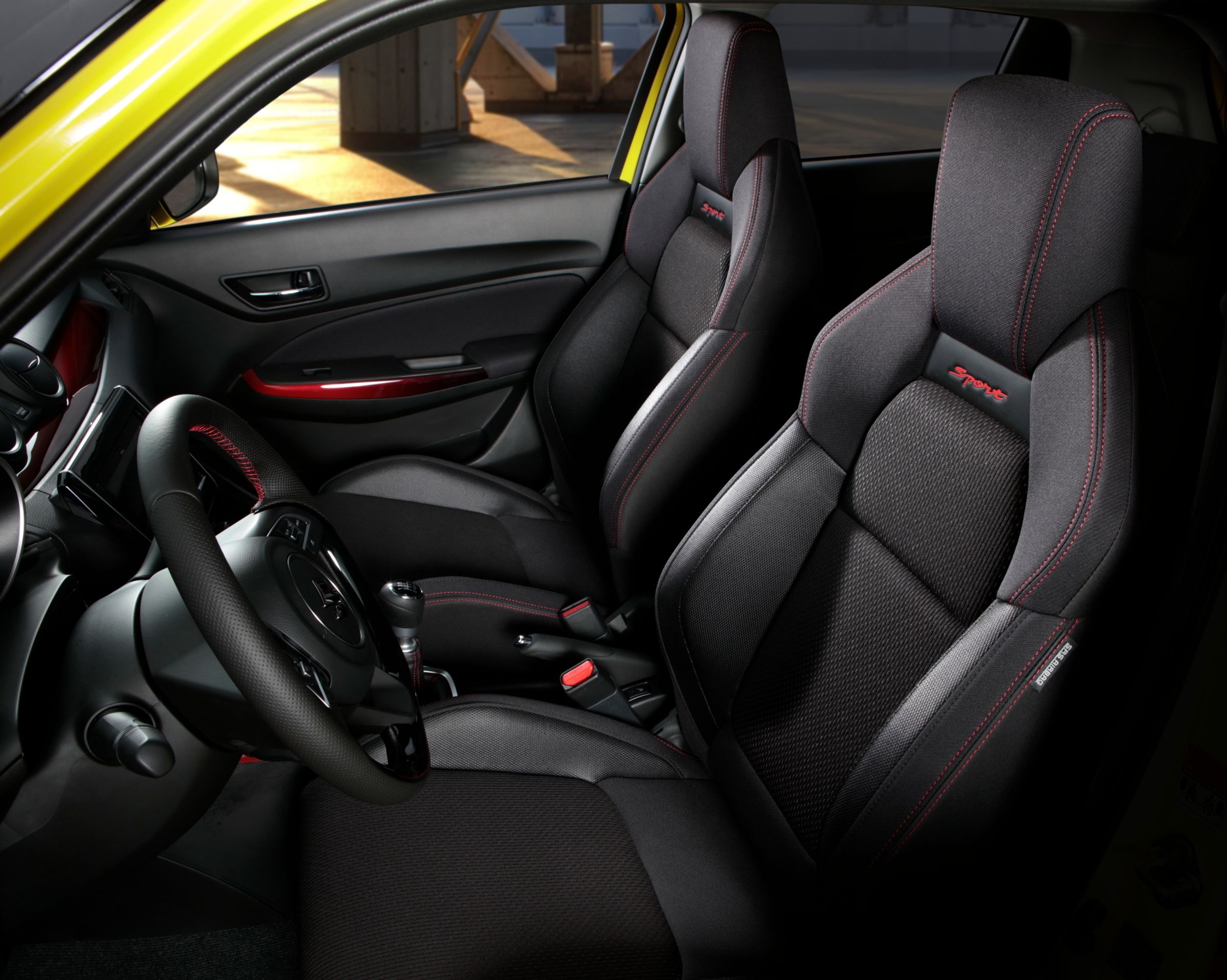 Suzuki Swift Sport - 17 - Fotogalerie: Ostrý prcek Suzuki Swift Sport (13/22)