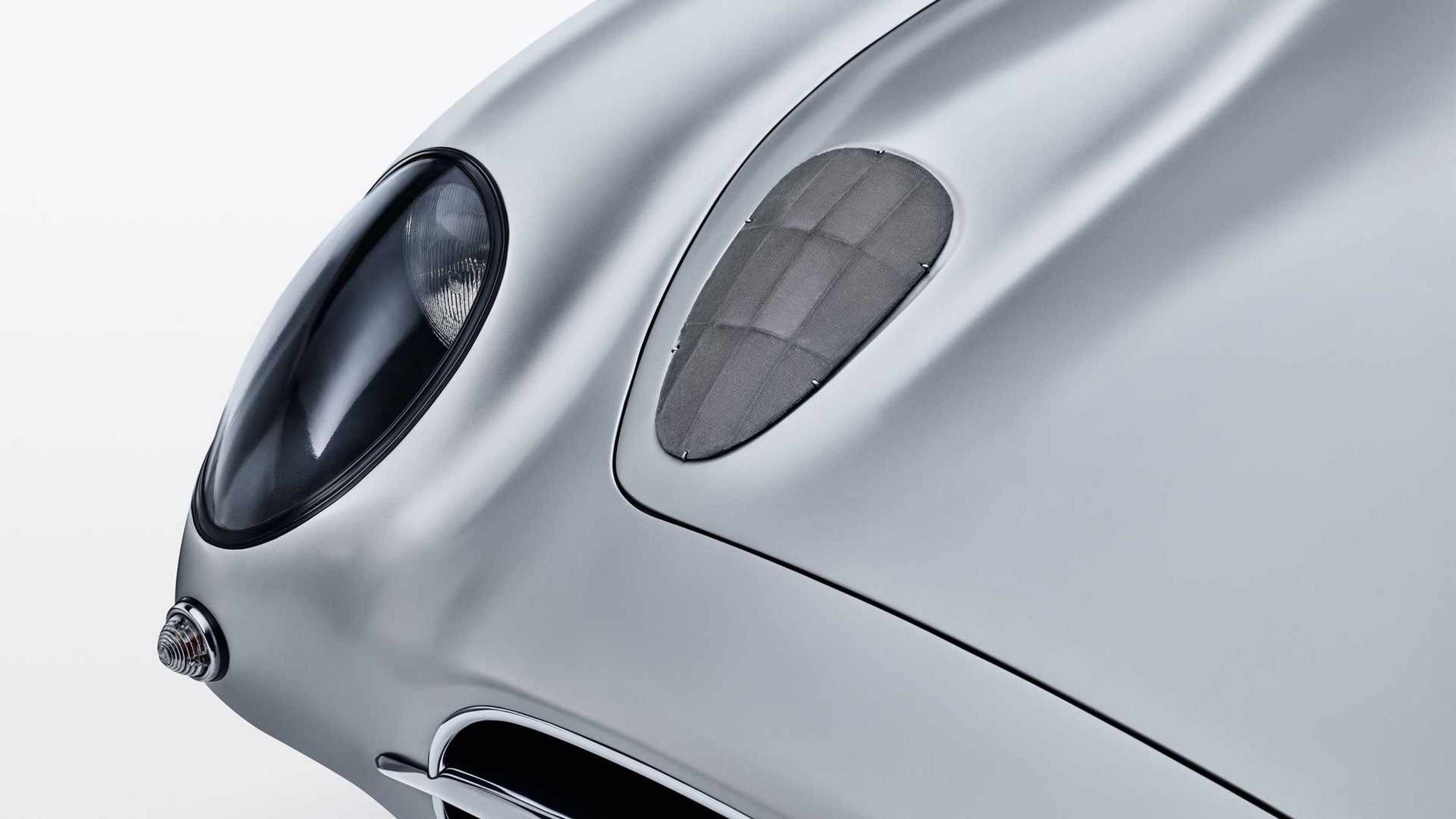 Mercedes-Benz 300 SLR Uhlenhaut Coupe z roku 1955 - Nejdražší auto světa: 300 SLR Uhlenhaut Coupe z roku 1955 (18/20)