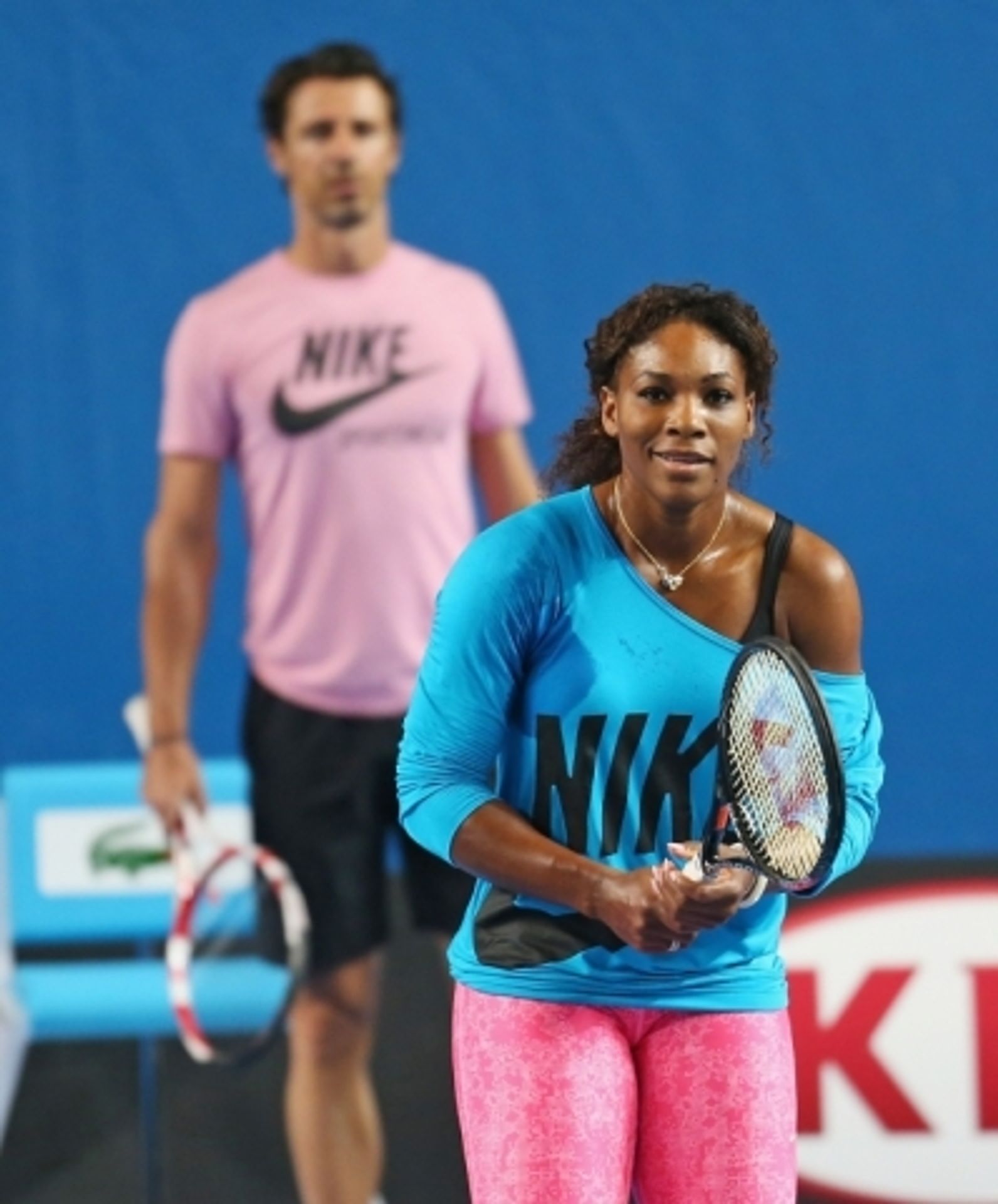Serena Williamsová trénuje před Australian Open - 8 - GALERIE: Serena Williamsová trénuje před Australian Open (3/10)