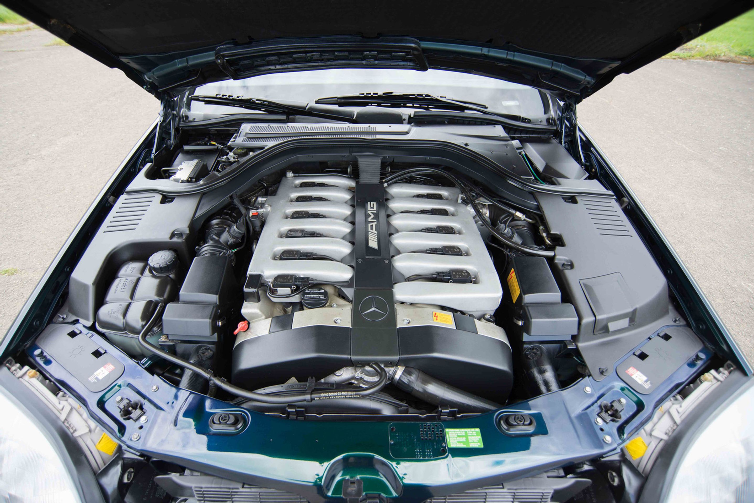 Mercedes CL AMG po brunejském sultánovi - 37 - Fotogalerie: Vzácný mercedes po brunejském sultánovi (18/21)