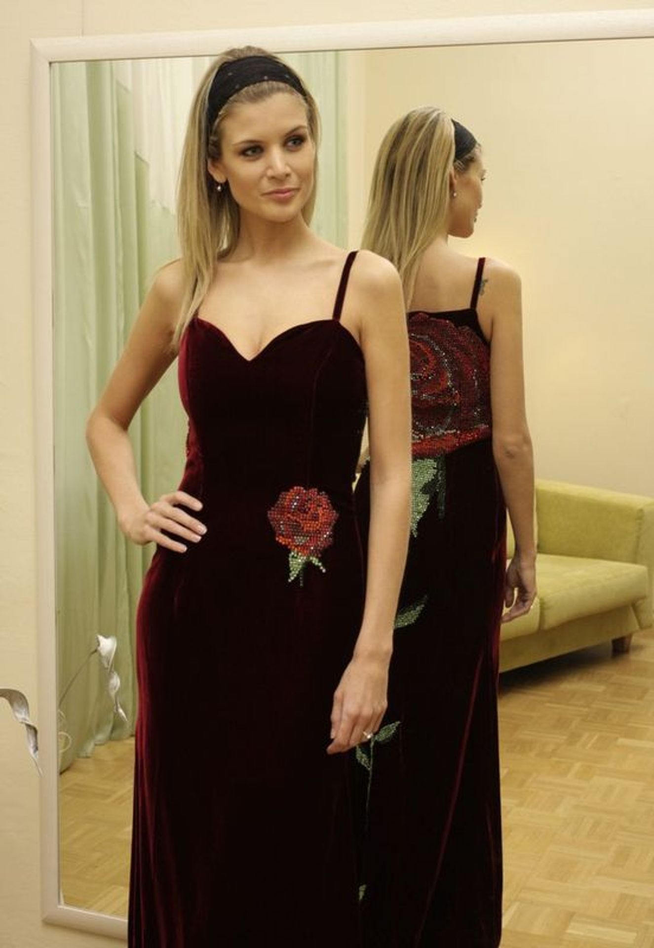 Zkouška šatů miss Ivety Lutovské - GALERIE:Zkouška šatů miss (12/19)
