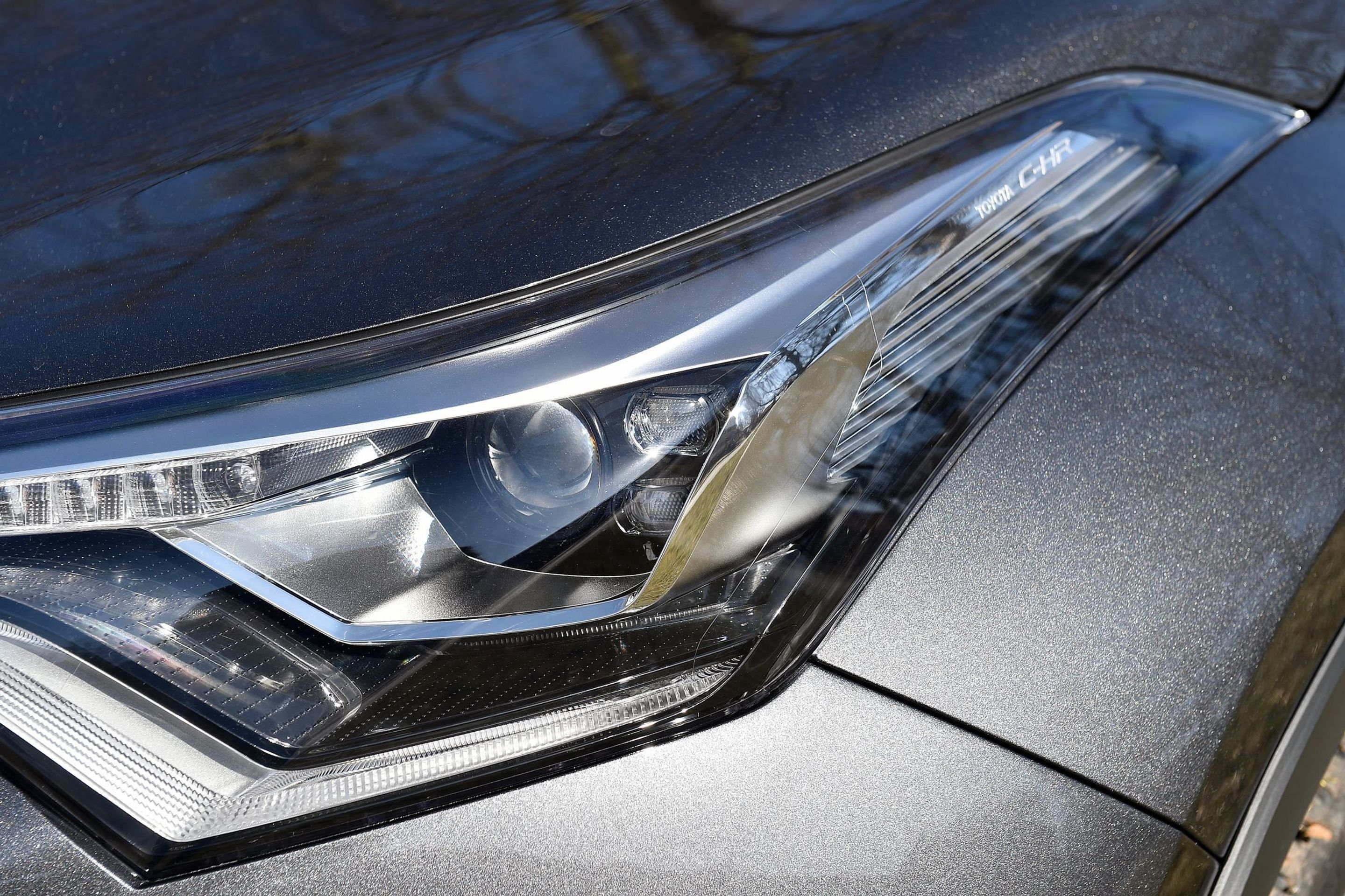 Toyota C-HR - 3 - GALERIE: Toyota C-HR (6/12)