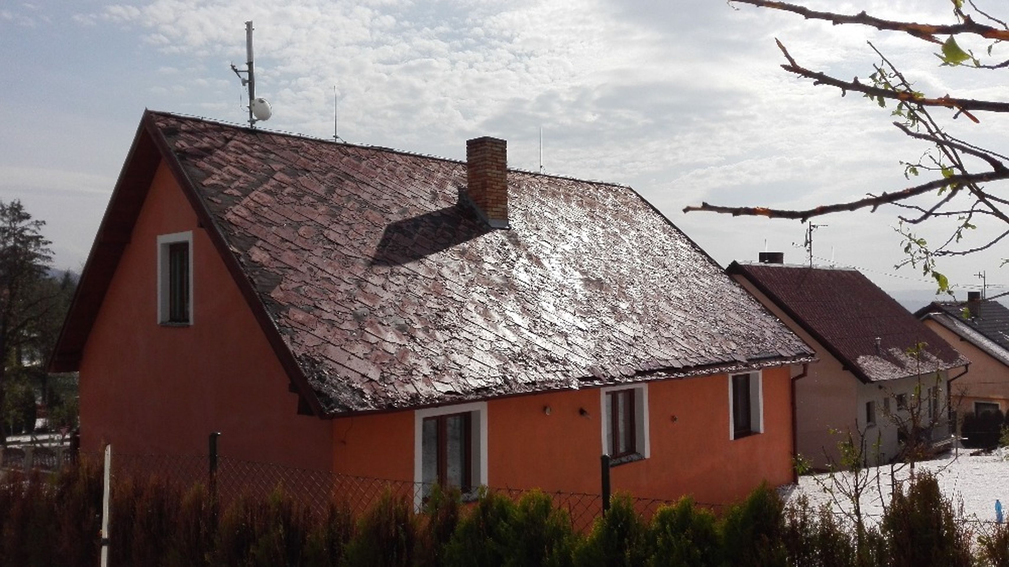 Kroupy v obci Malonty na Krumlovsku - 26 - GALERIE: Krupobití na Českokrumlovsku (27/31)