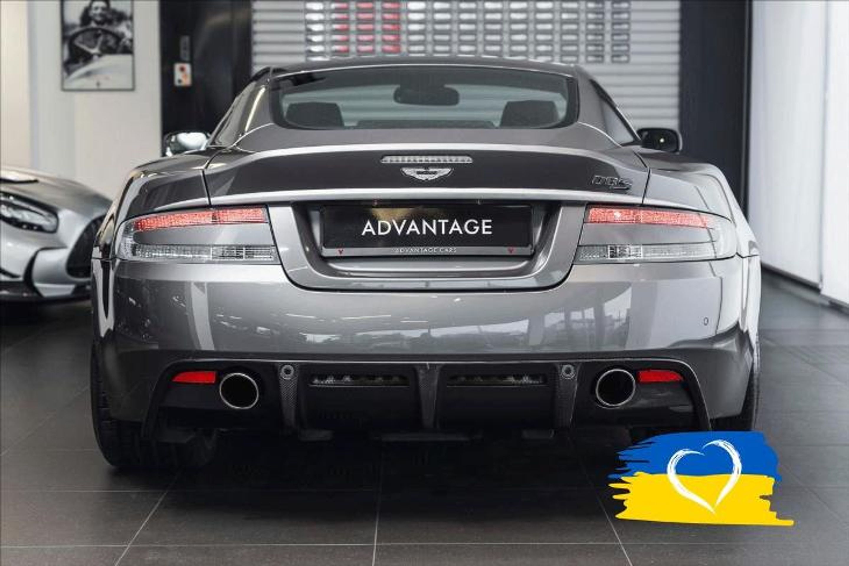 Aston Martin DBS, 2009 - Prohlédněte si luxusní Aston Martin DBS, který je k mání v dobročinné aukci na pomoc Ukrajině (3/7)