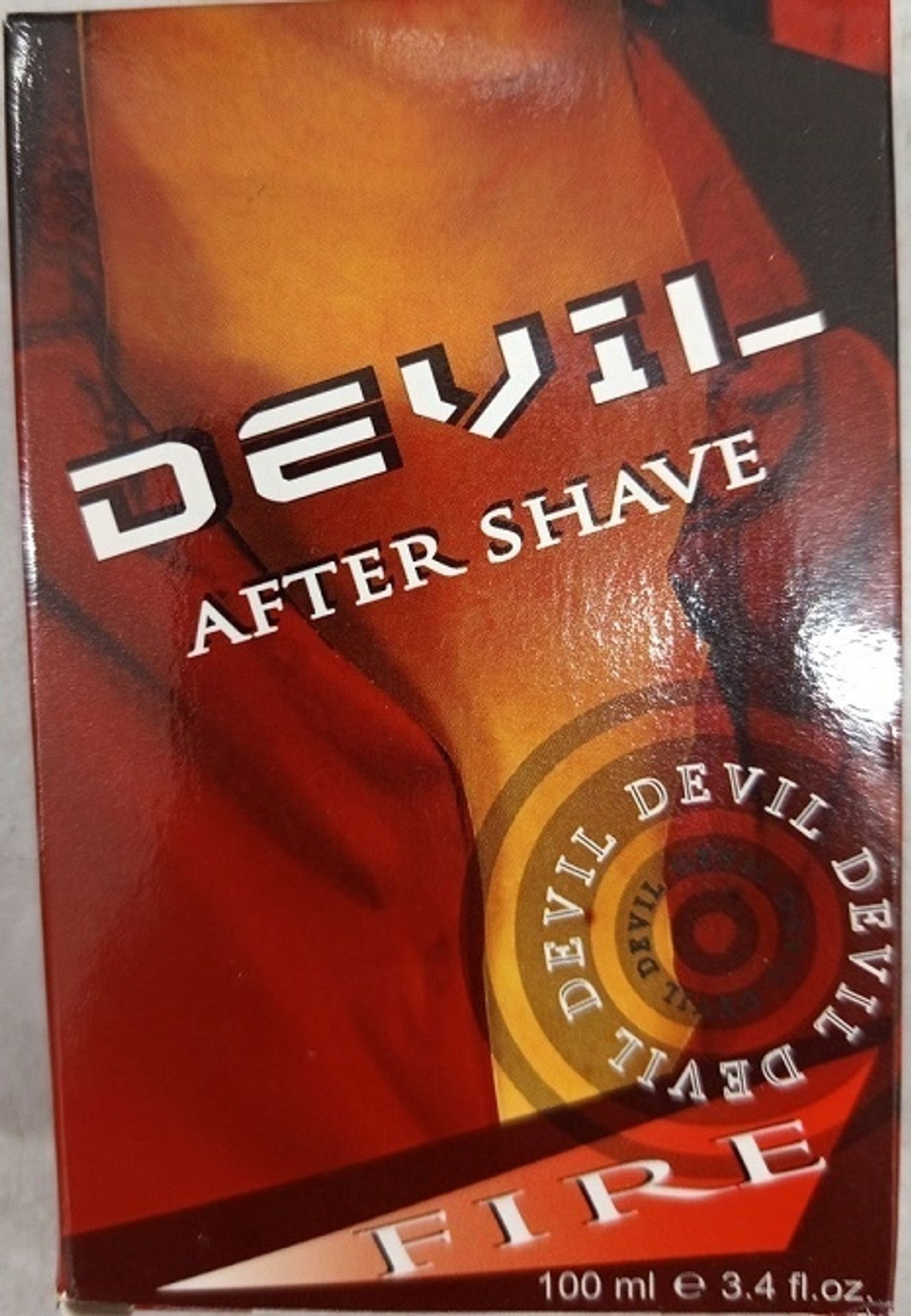 DEVIL, AFTER SHAVE, FIRE - Nebezpečná kosmetika (1/9)